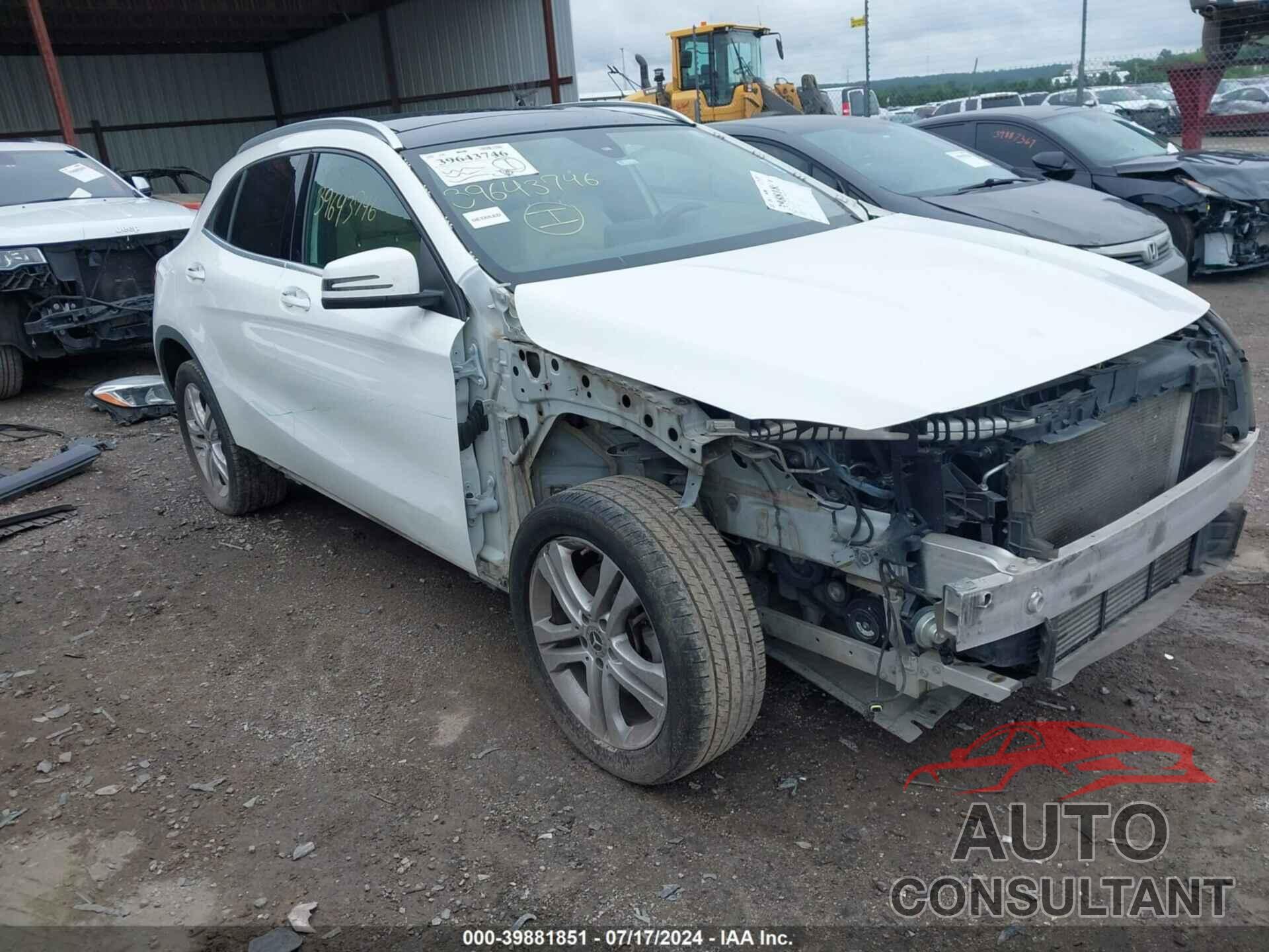 MERCEDES-BENZ GLA 250 2019 - WDCTG4EB9KU018352