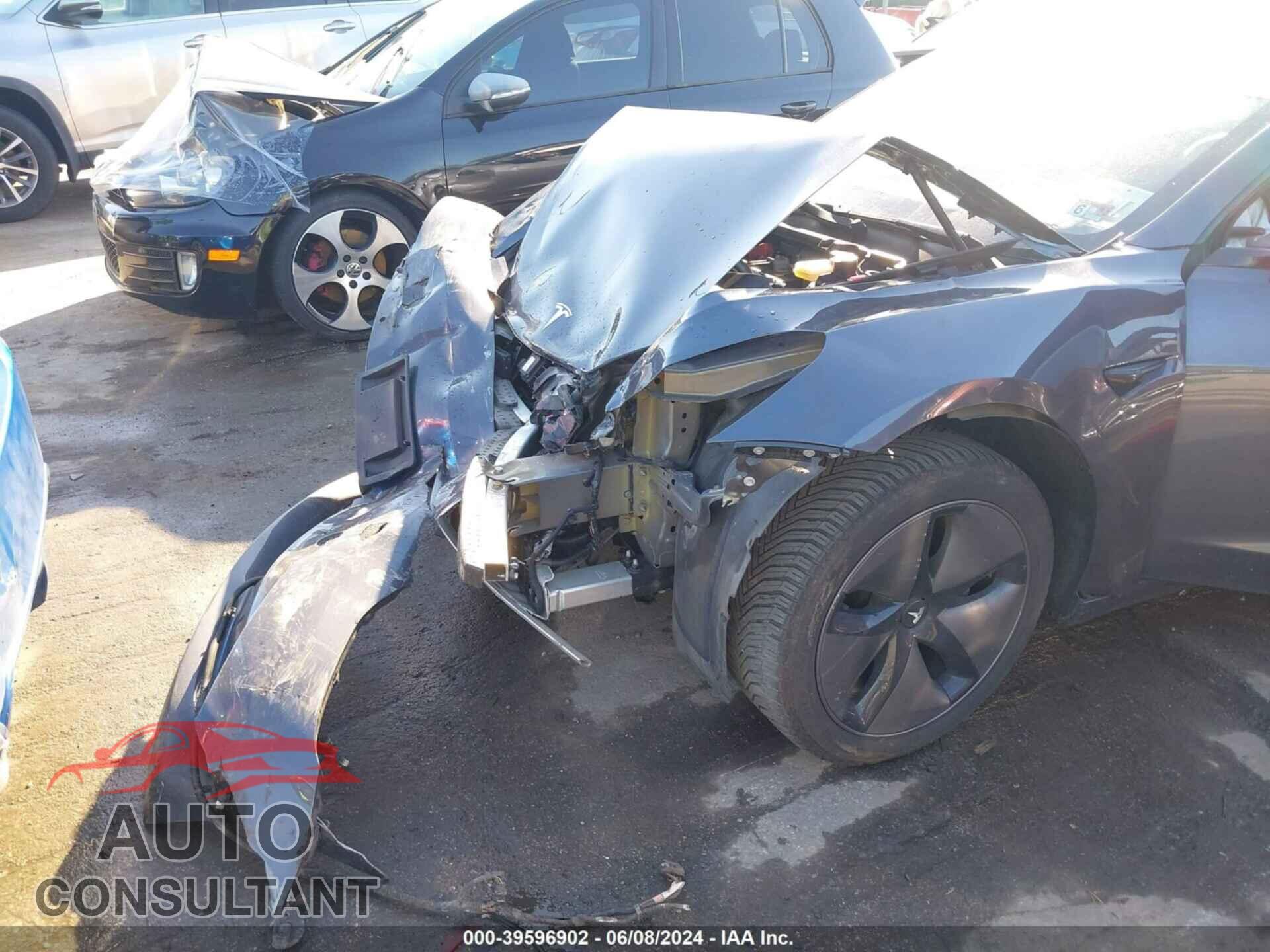 TESLA MODEL 3 2018 - 5YJ3E1EA6JF153362