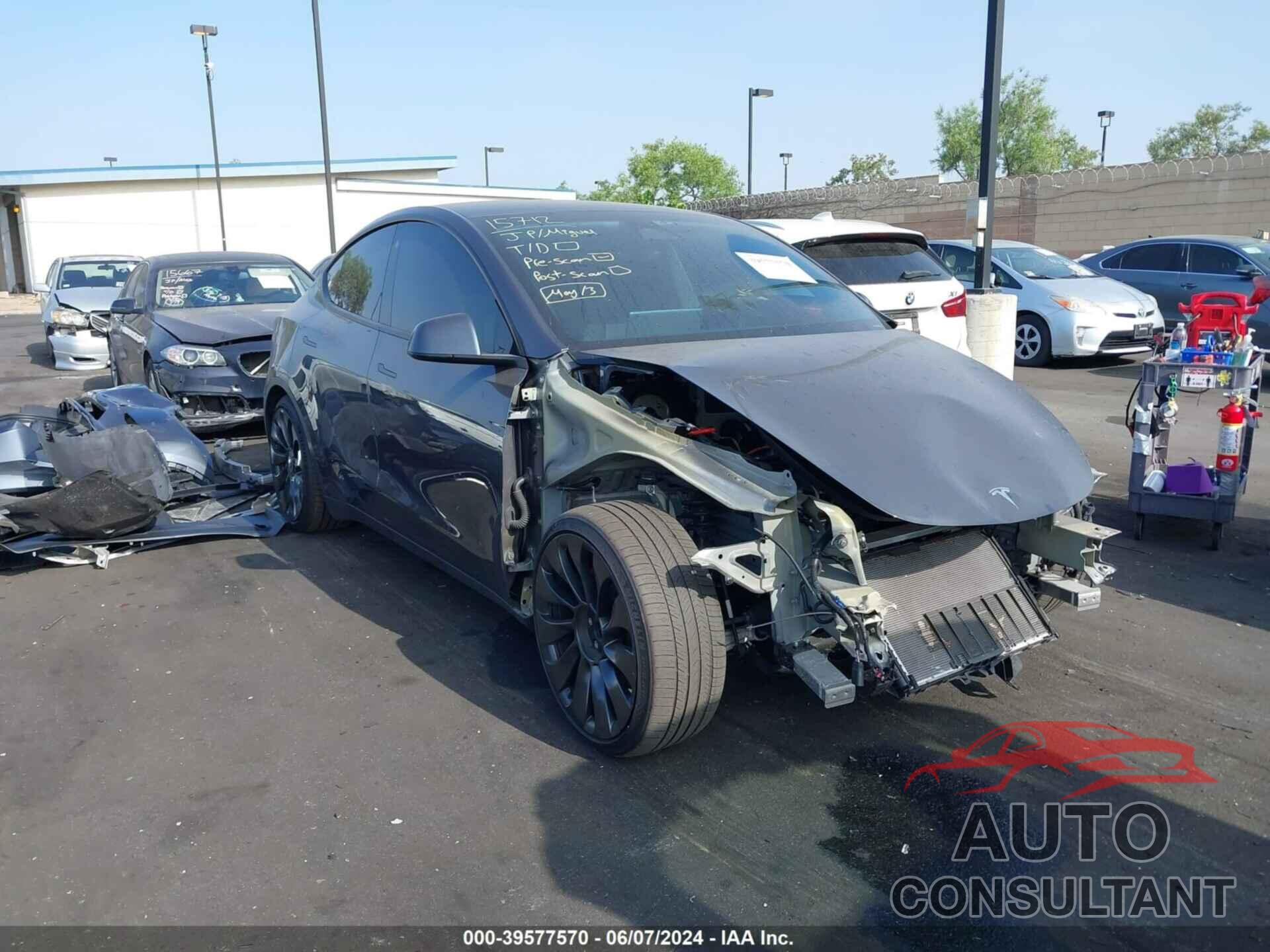 TESLA MODEL Y 2022 - 7SAYGDEF5NF570834