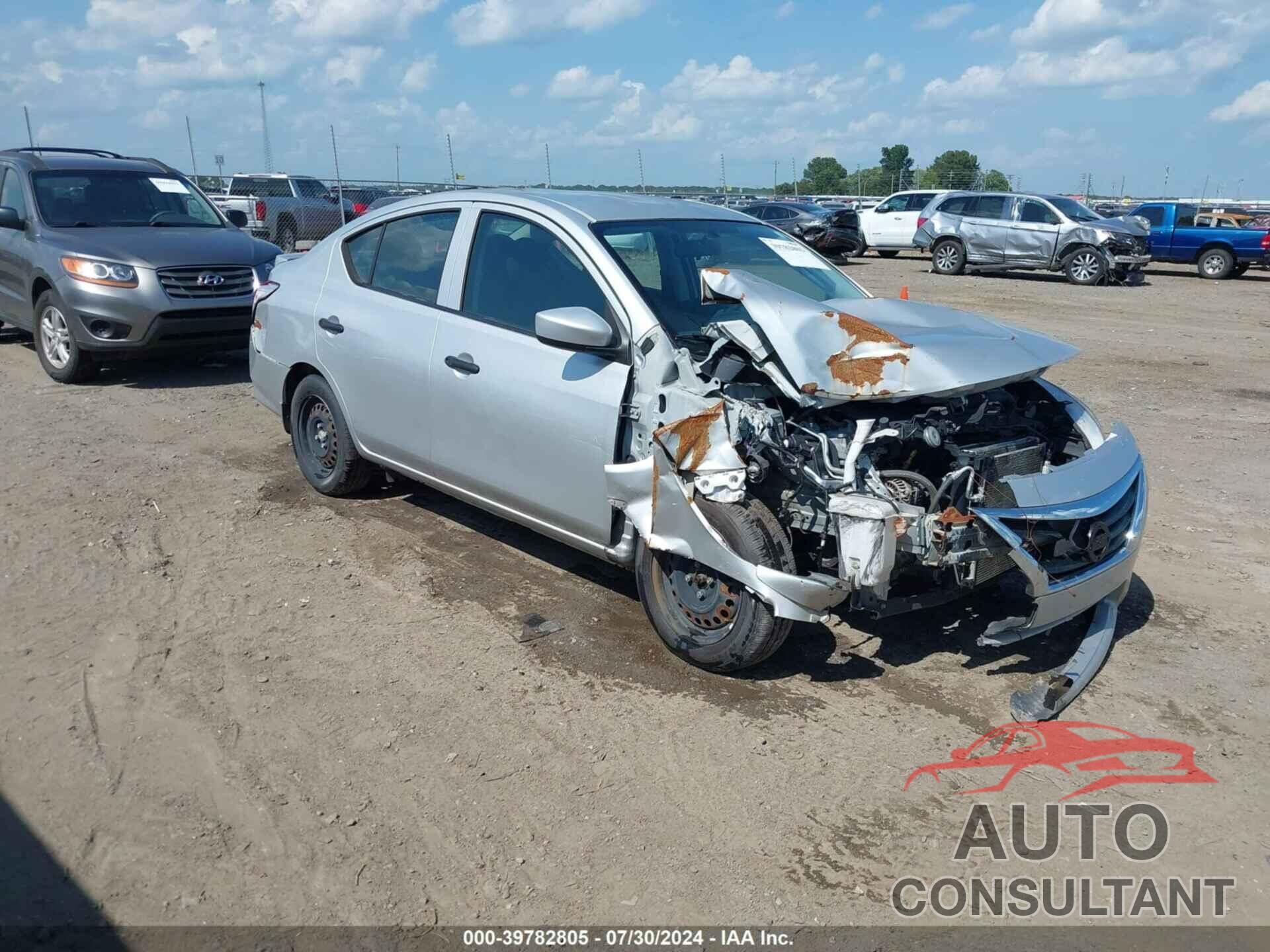 NISSAN VERSA 2017 - 3N1CN7AP0HL830160