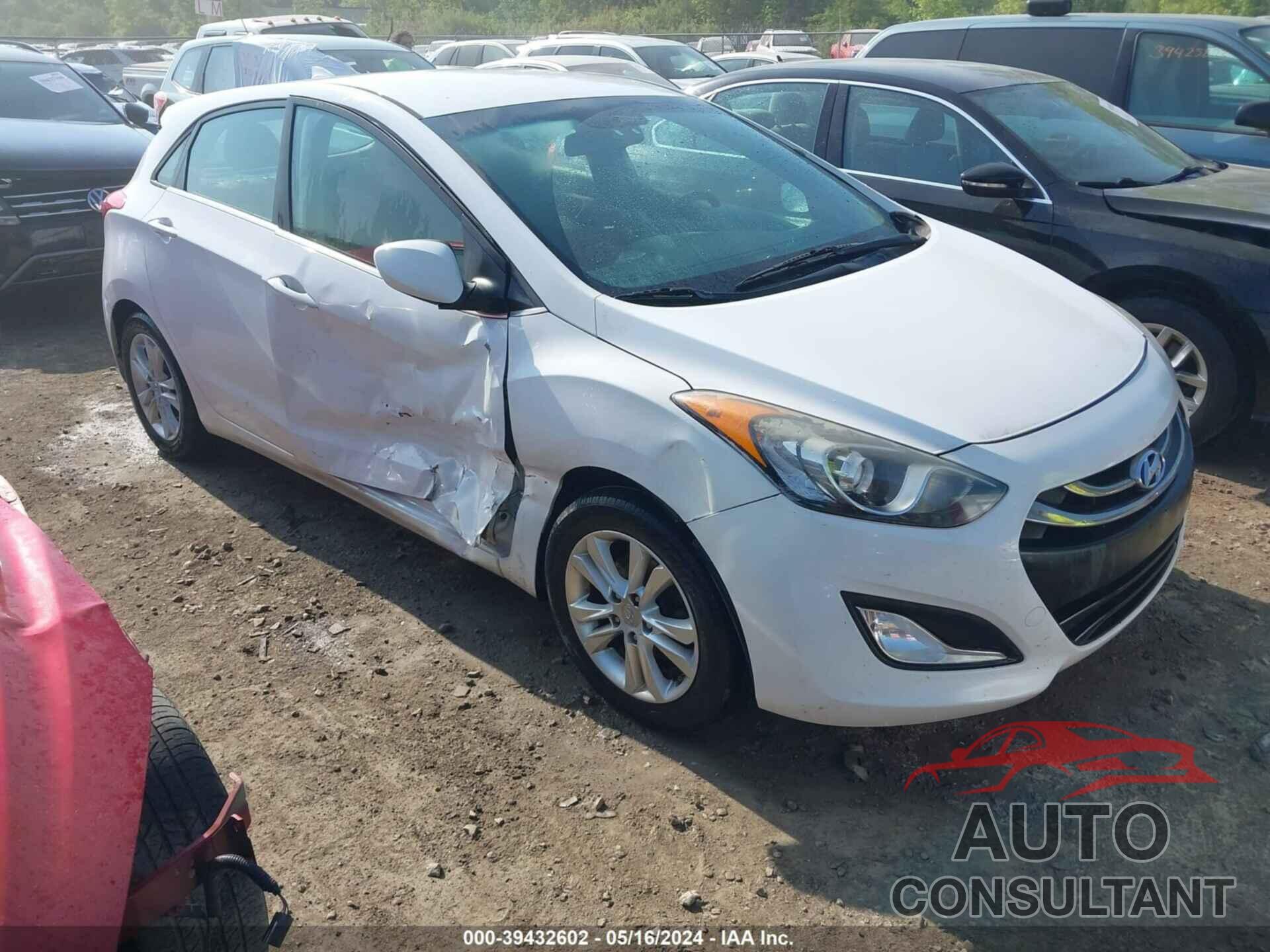 HYUNDAI ELANTRA GT 2013 - KMHD35LE9DU062309