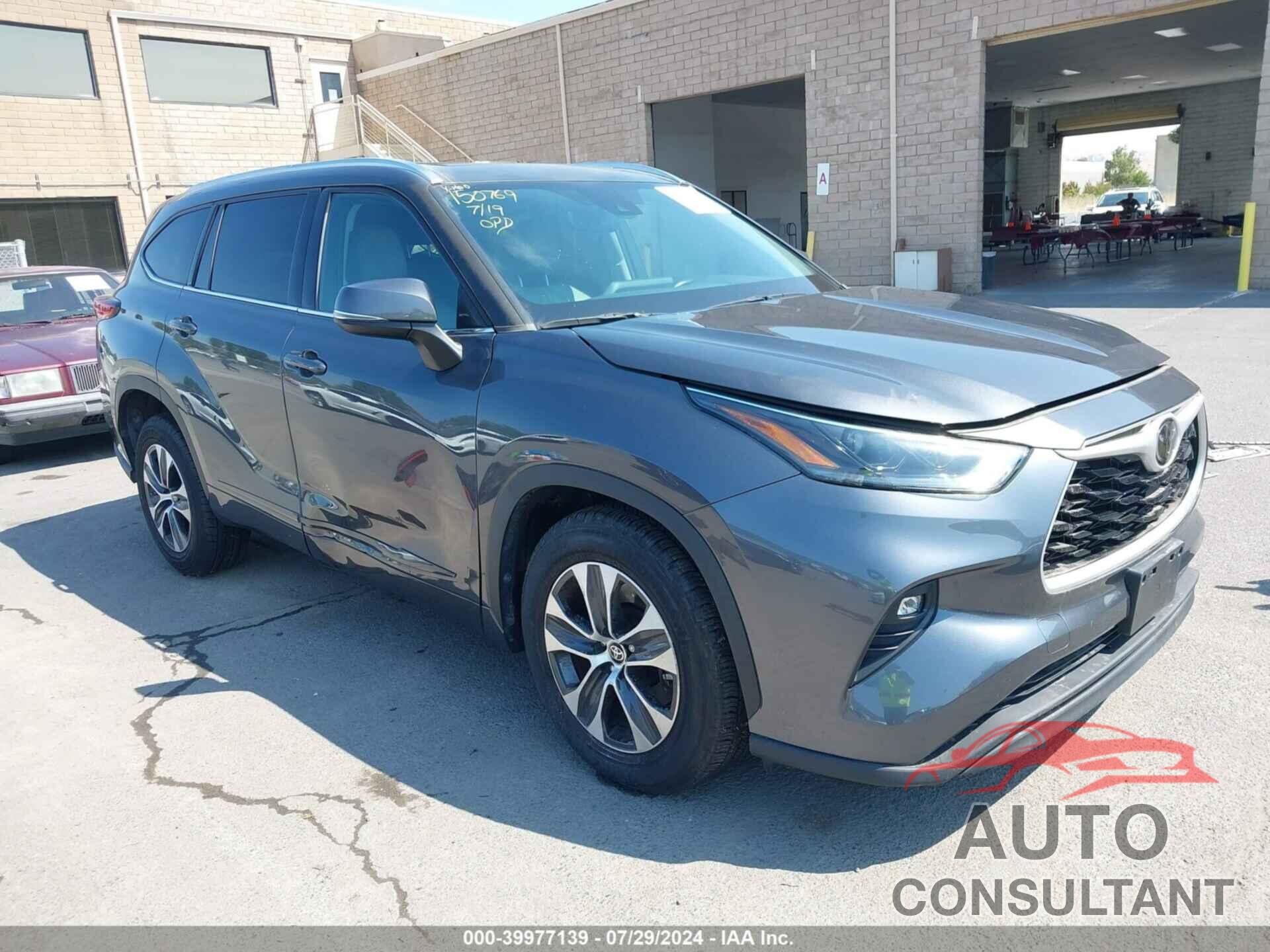 TOYOTA HIGHLANDER 2021 - 5TDHZRAH4MS515328