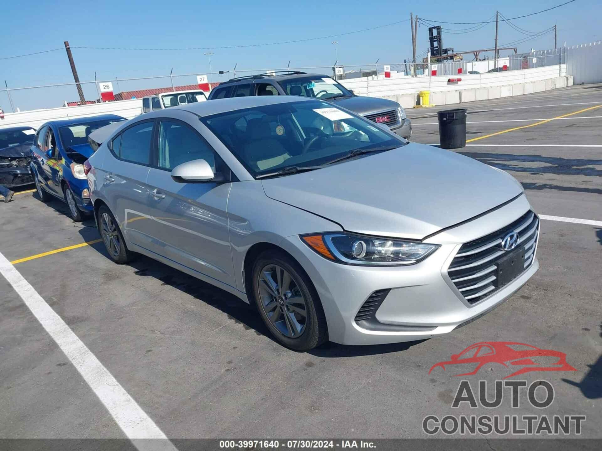 HYUNDAI ELANTRA 2018 - 5NPD84LF1JH258114