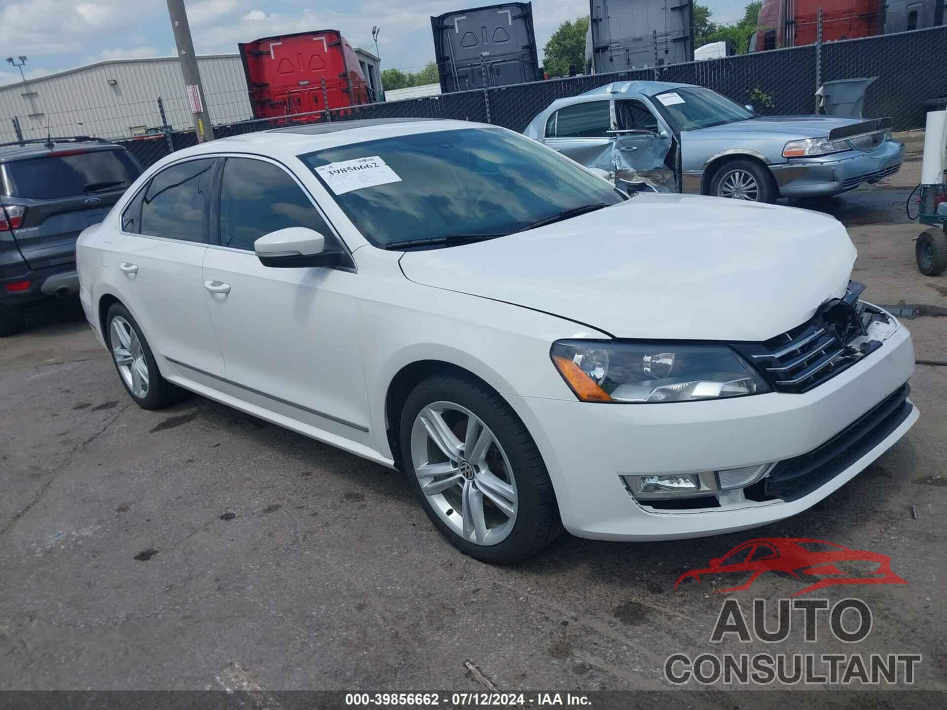 VOLKSWAGEN PASSAT 2013 - 1VWCN7A37DC051125