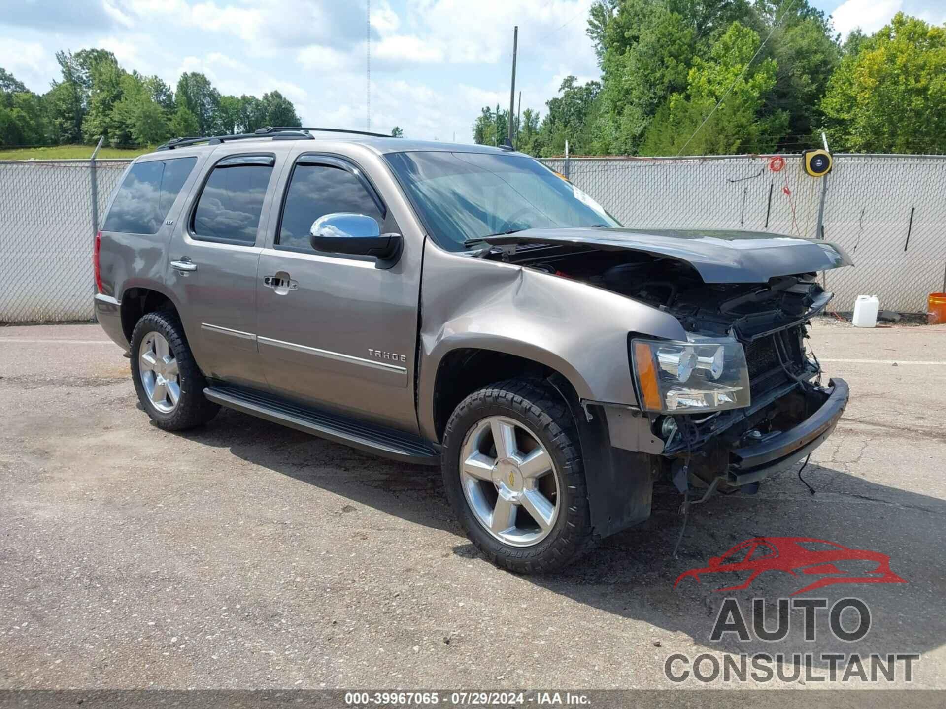 CHEVROLET TAHOE 2011 - 1GNSCCE02BR172952