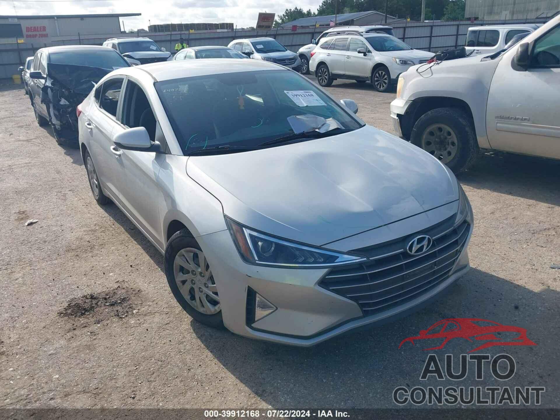 HYUNDAI ELANTRA 2019 - 5NPD74LF2KH491004