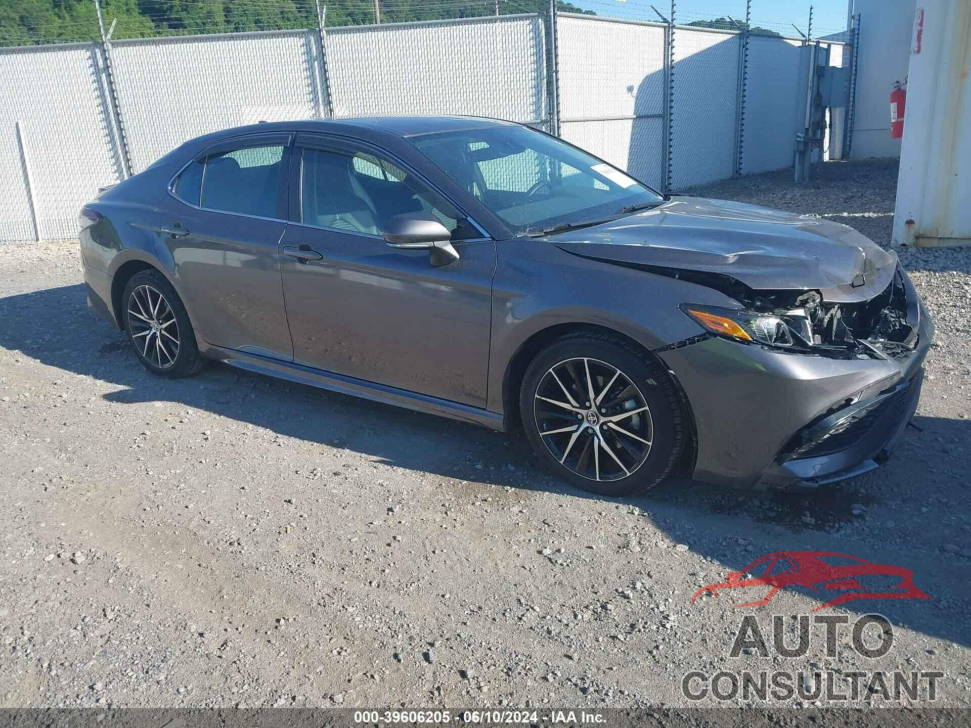 TOYOTA CAMRY 2023 - 4T1G11AK2PU730377