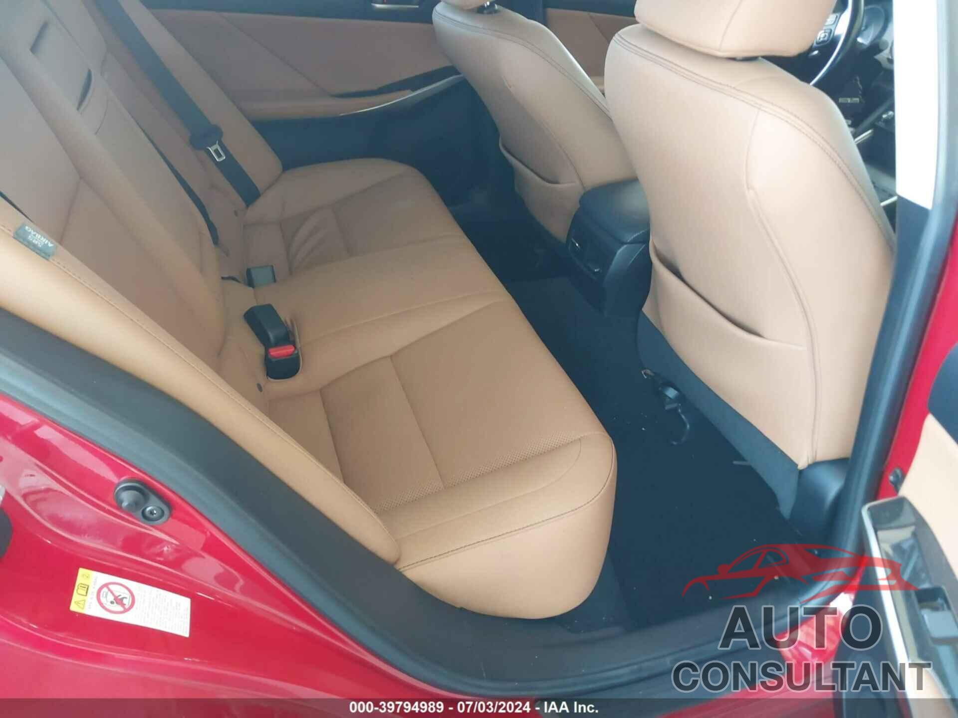 LEXUS IS 200T 2017 - JTHBA1D26H5040376