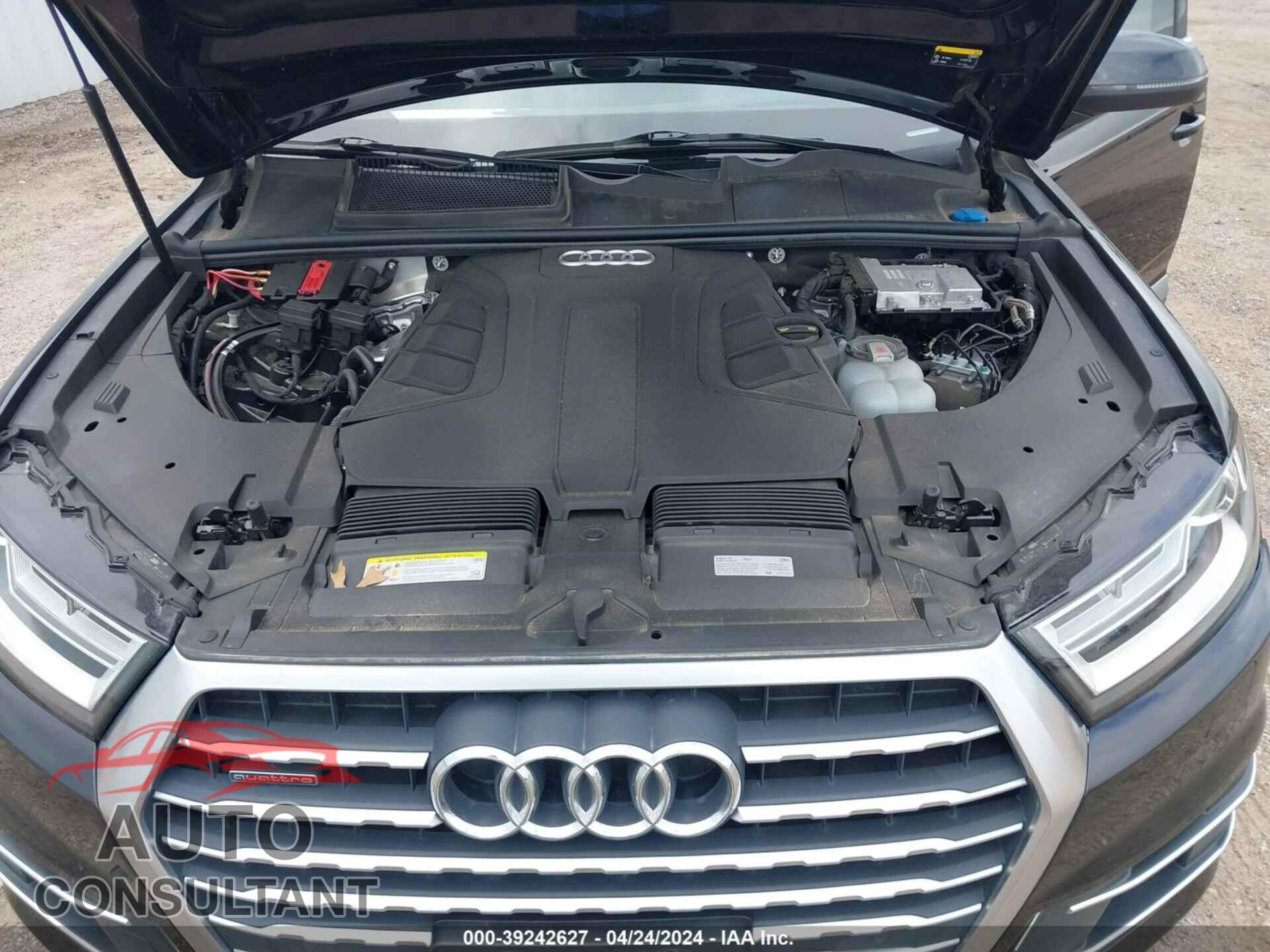 AUDI Q7 2019 - WA1AAAF76KD012333