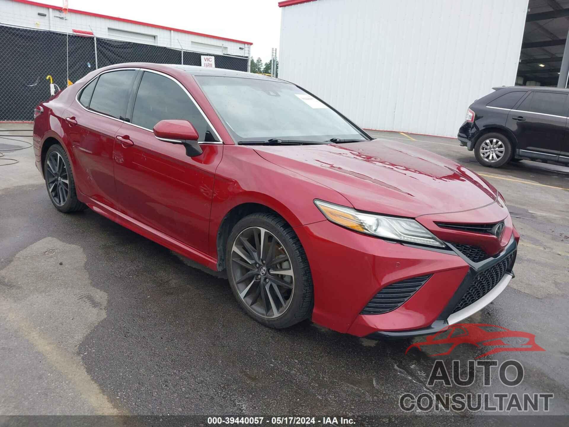 TOYOTA CAMRY 2018 - 4T1B61HK9JU661566