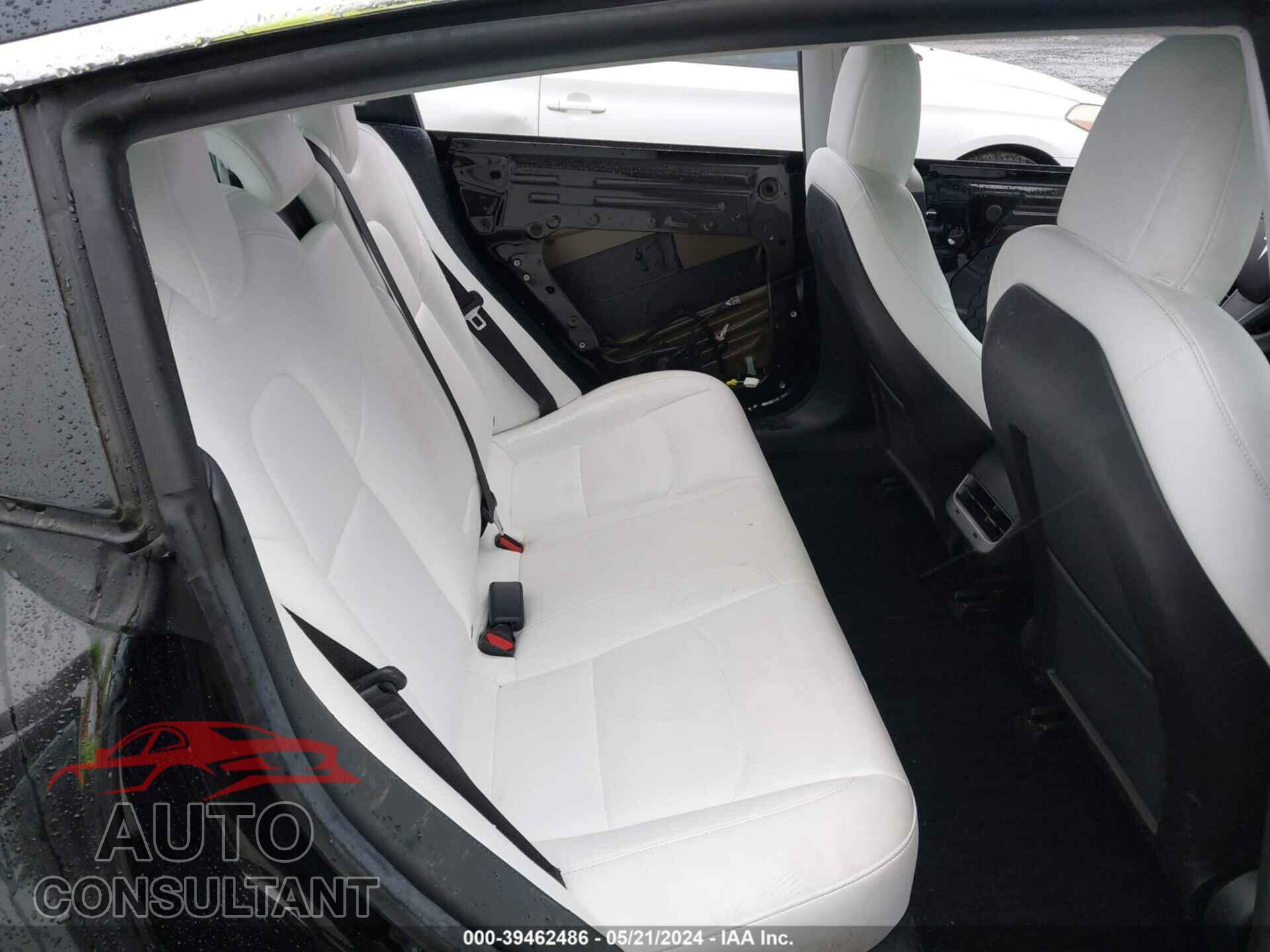 TESLA MODEL 3 2019 - 5YJ3E1EA0KF402644