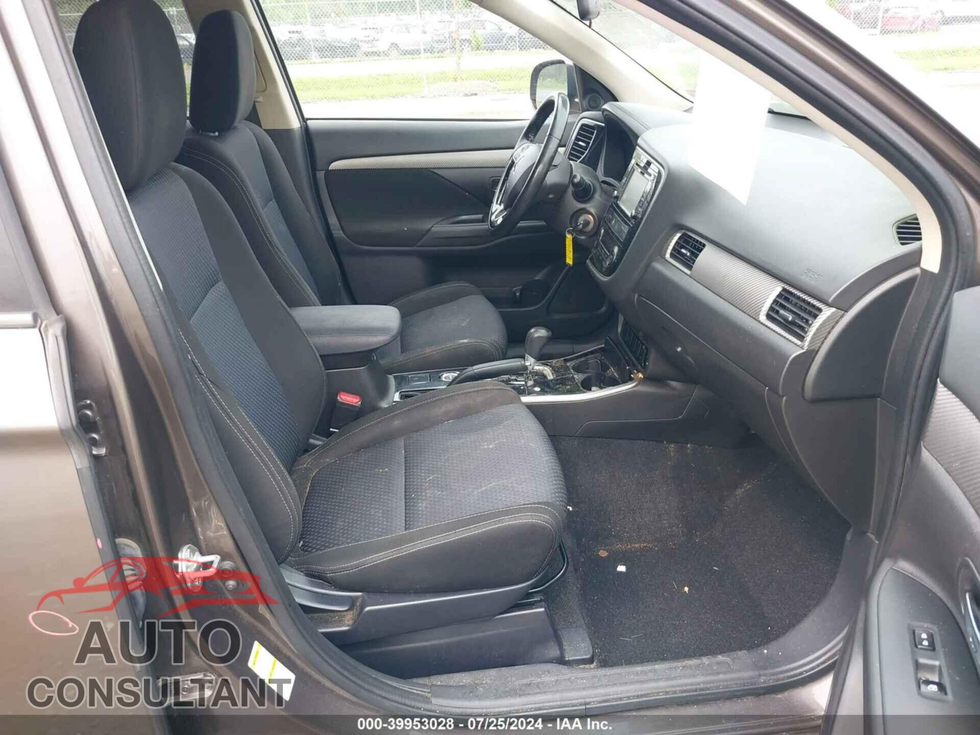 MITSUBISHI OUTLANDER 2017 - JA4AZ2A39HZ068099