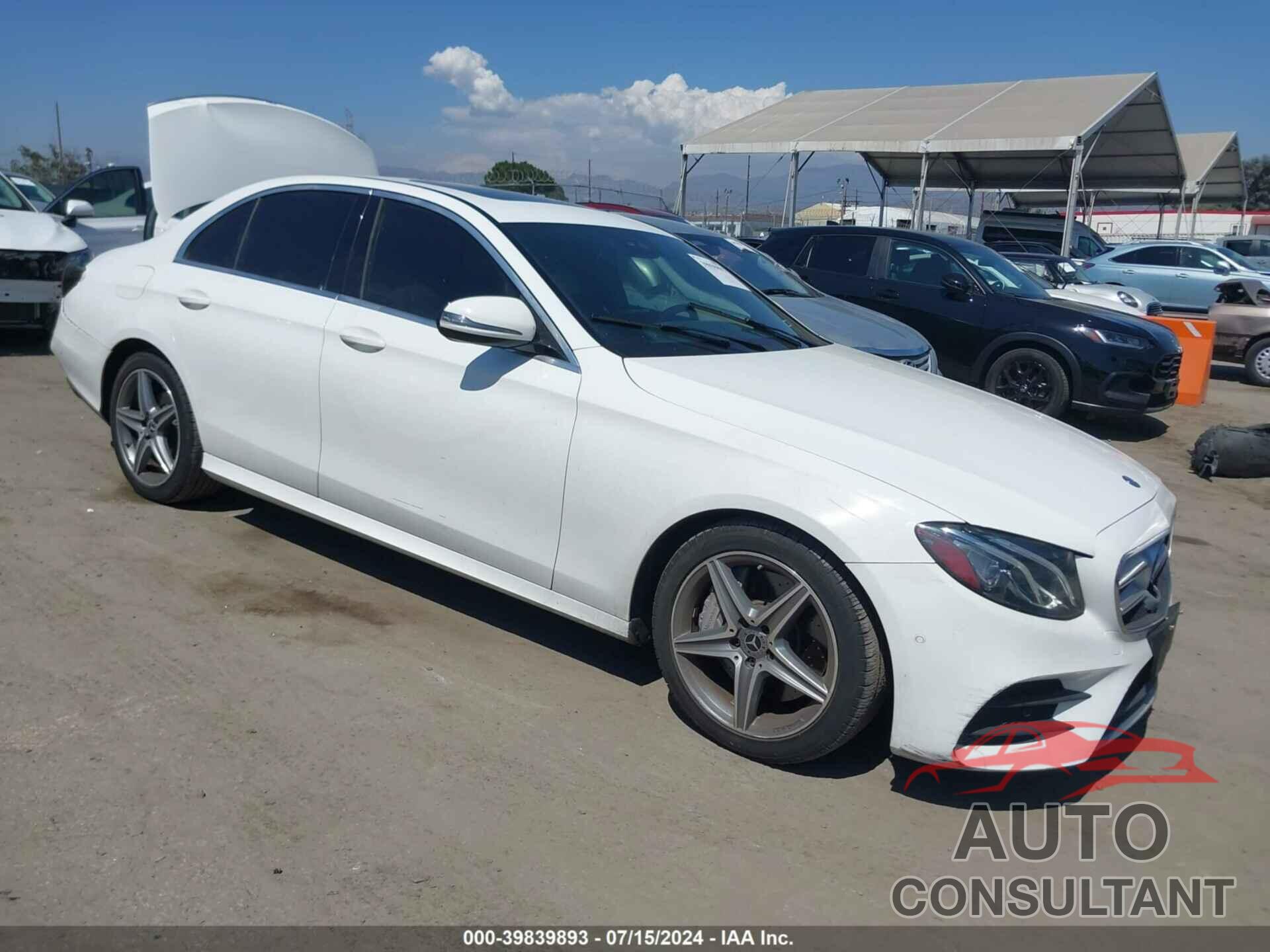 MERCEDES-BENZ E 300 2018 - WDDZF4JB0JA478806