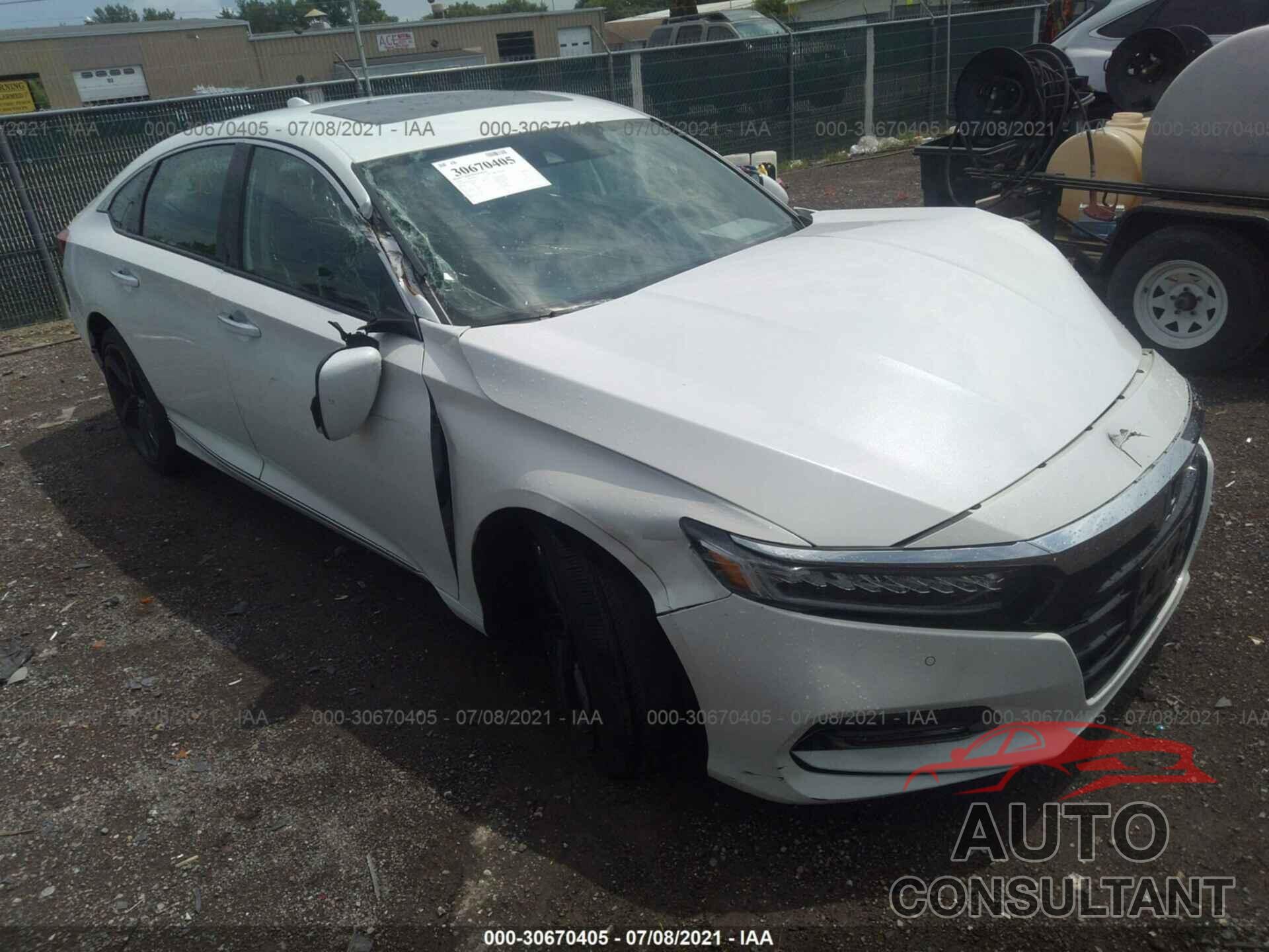 HONDA ACCORD SEDAN 2018 - 1HGCV2F94JA041535