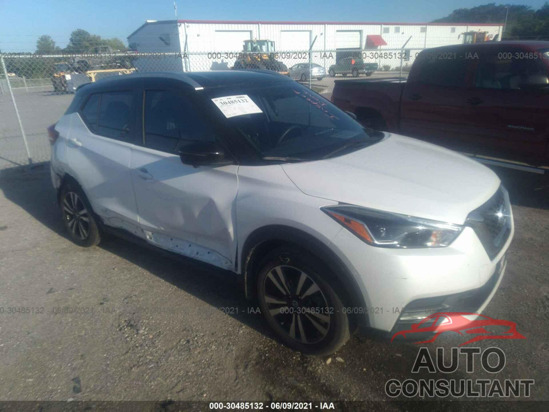 NISSAN KICKS 2018 - 3N1CP5CU0JL510988