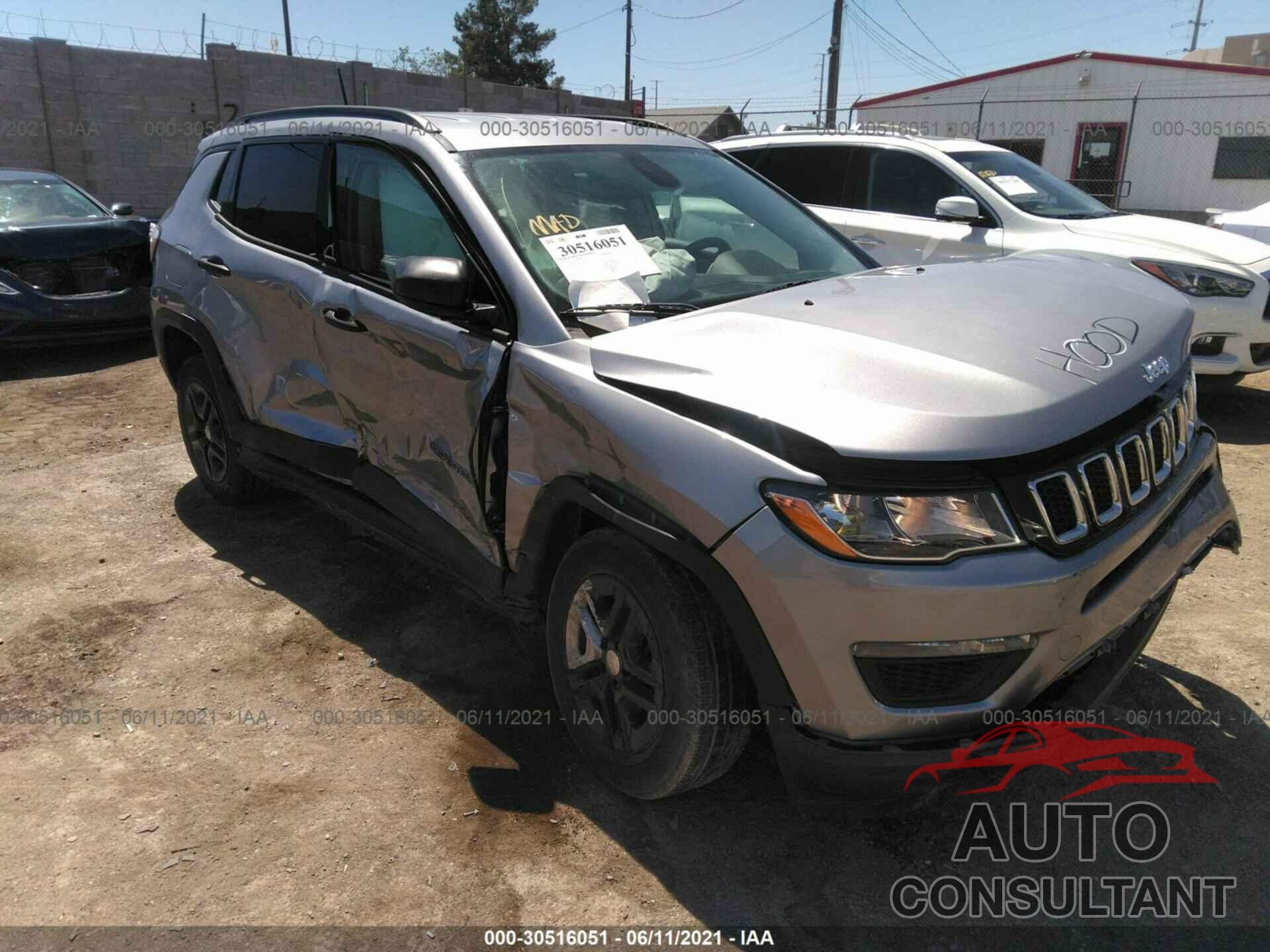 JEEP COMPASS 2018 - 3C4NJCAB2JT123307