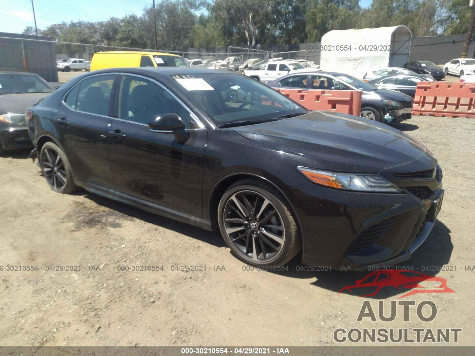 TOYOTA CAMRY 2018 - 4T1BZ1HK6JU010046