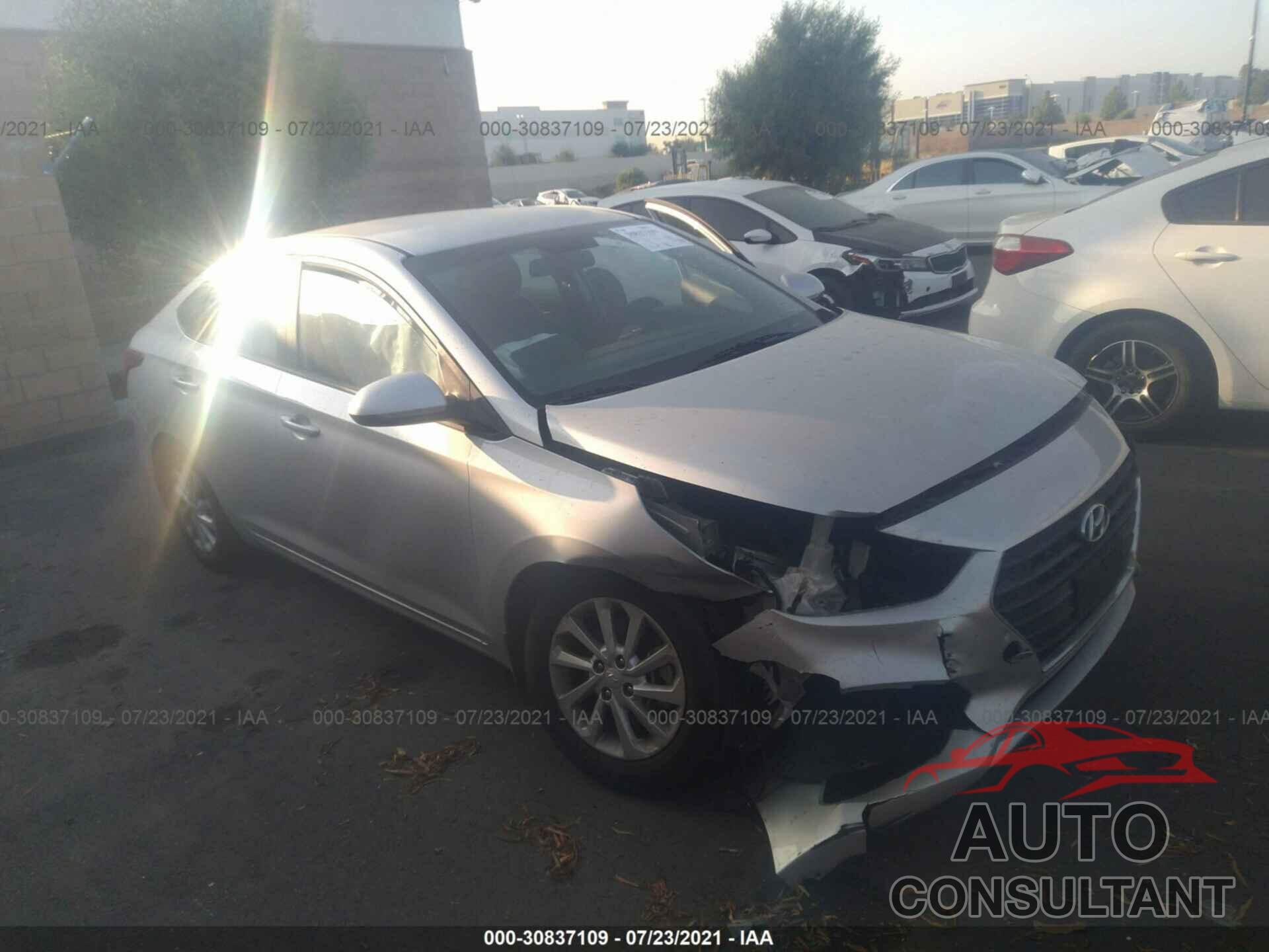 HYUNDAI ACCENT 2018 - 3KPC24A36JE023914