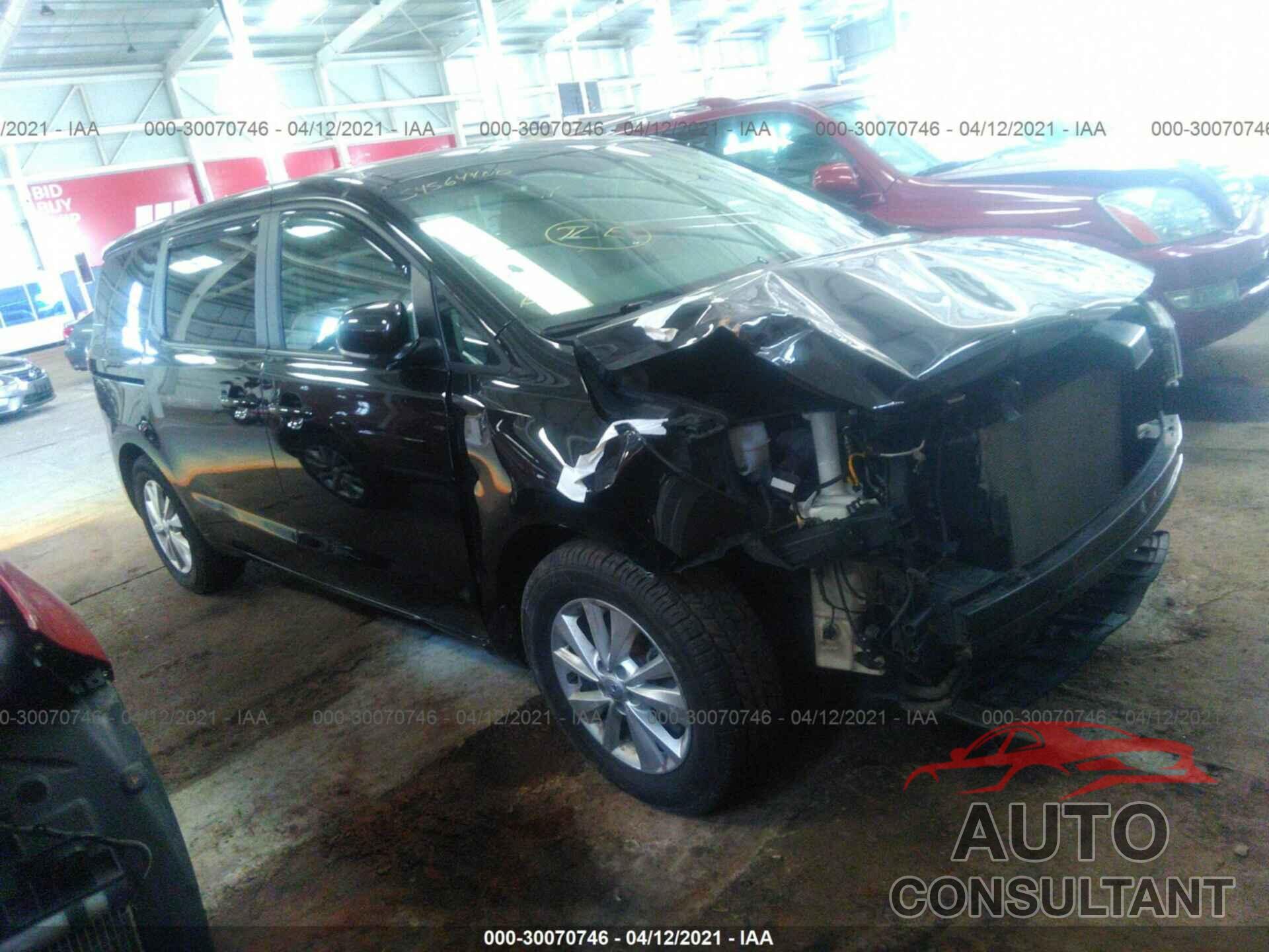 KIA SEDONA 2018 - KNDMB5C1XJ6398569