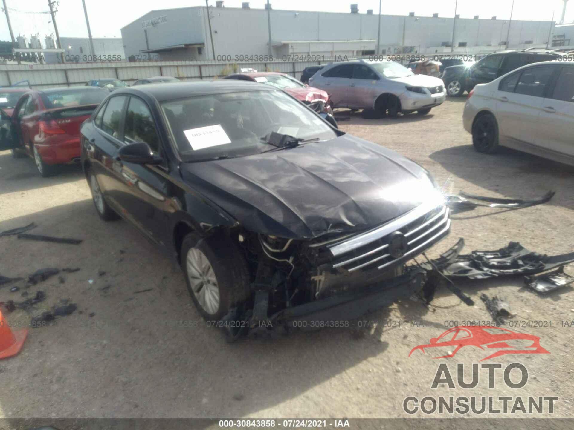 VOLKSWAGEN JETTA 2019 - 3VWC57BU4KM129931