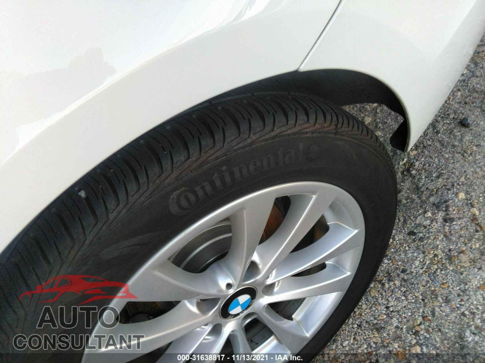 BMW 3 SERIES 2016 - WBA8E1G57GNU11191