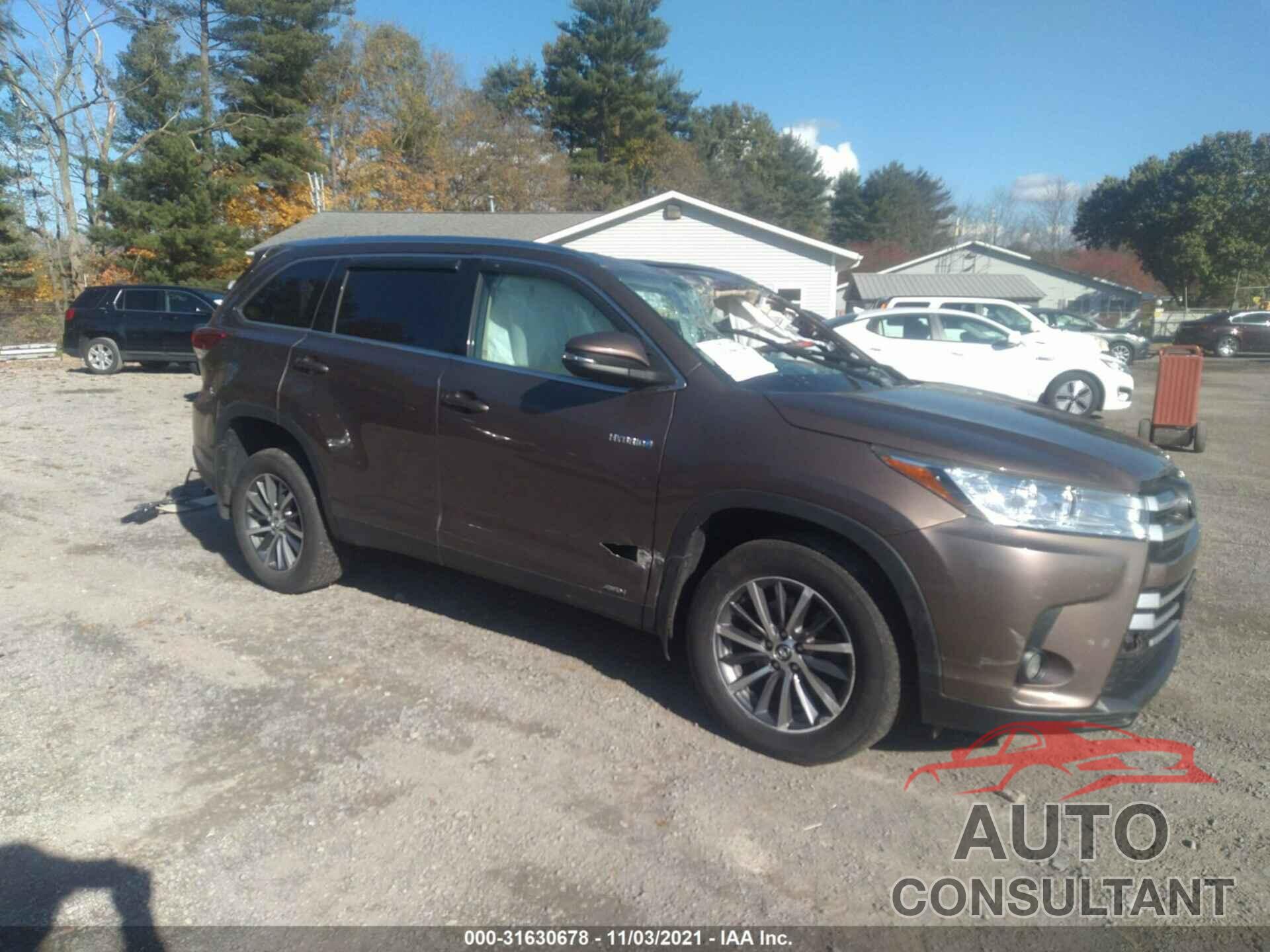 TOYOTA HIGHLANDER 2019 - 5TDJGRFH8KS062697