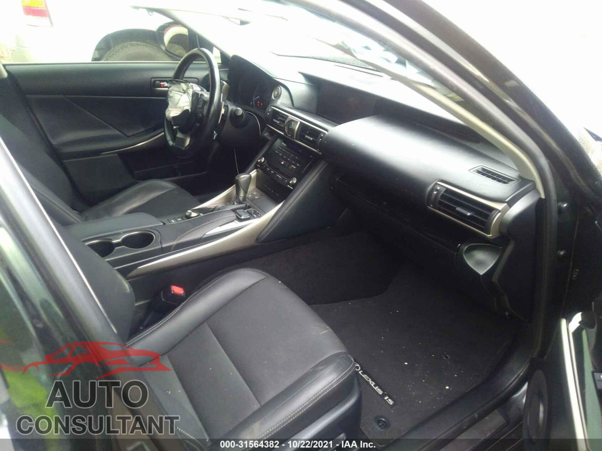 LEXUS IS 2017 - JTHCM1D25H5019613