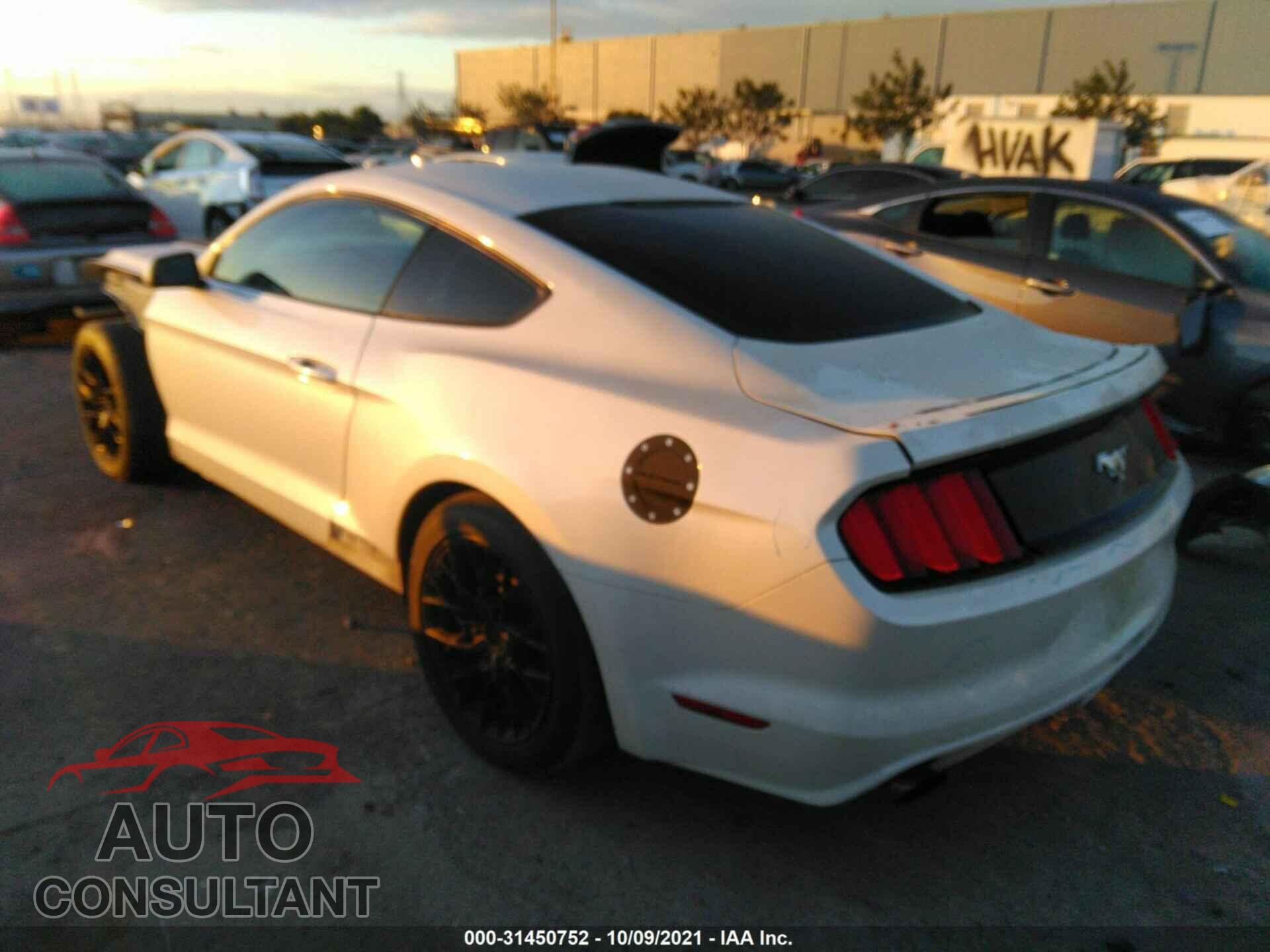 FORD MUSTANG 2017 - 1FA6P8TH5H5220180