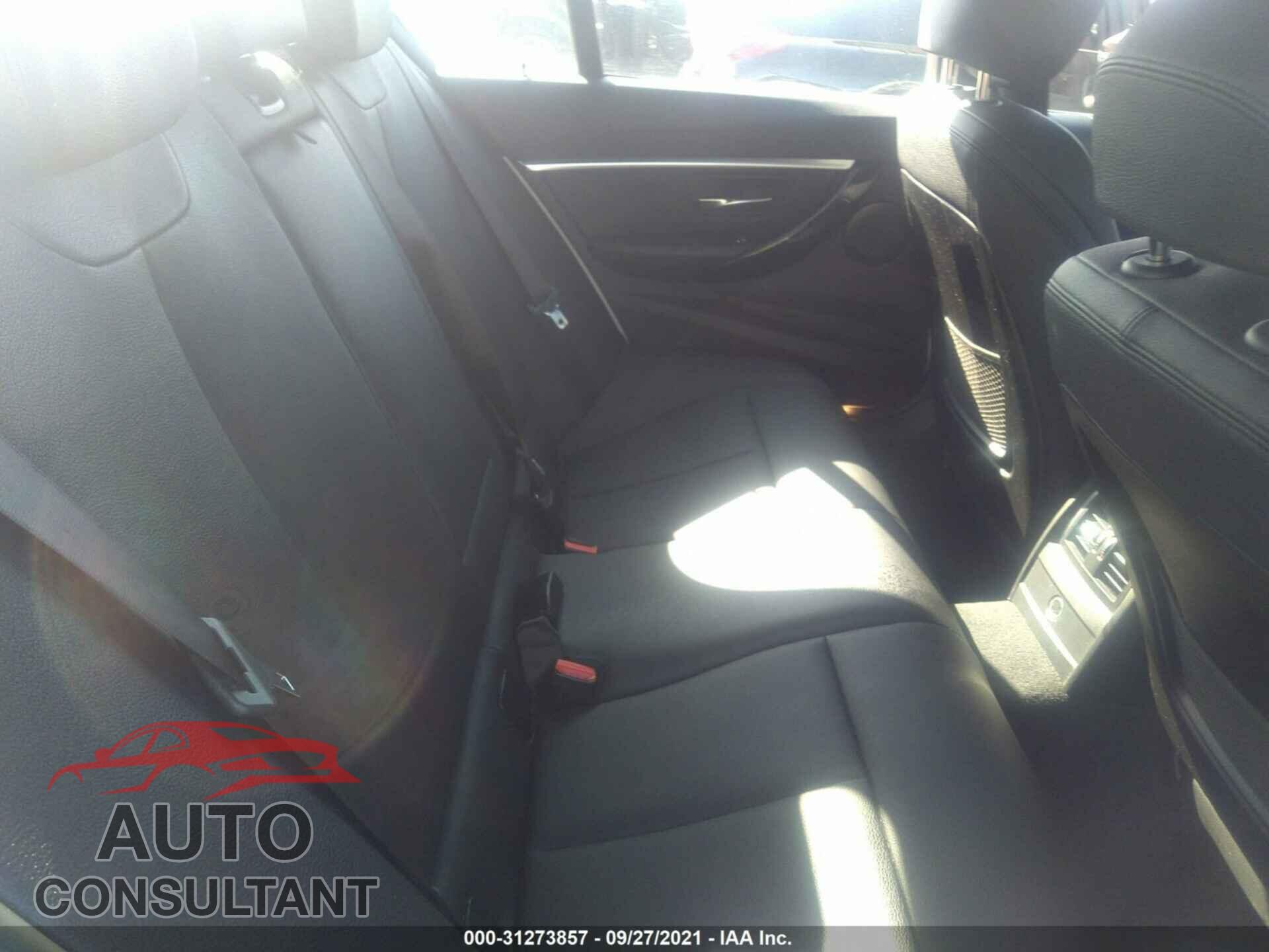BMW 3 SERIES 2017 - WBA8D9C39HA005248