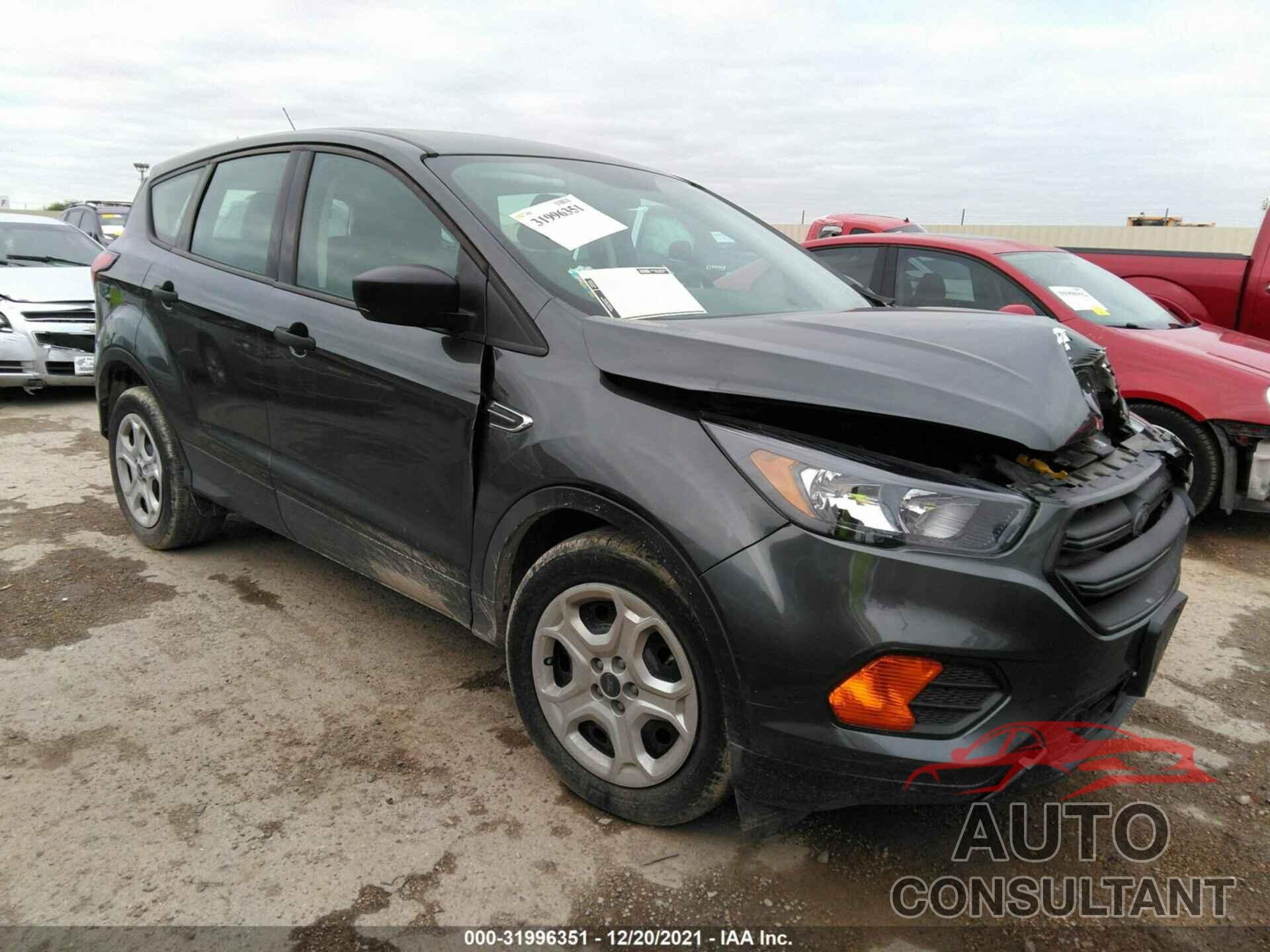 FORD ESCAPE 2019 - 1FMCU0F71KUC02276