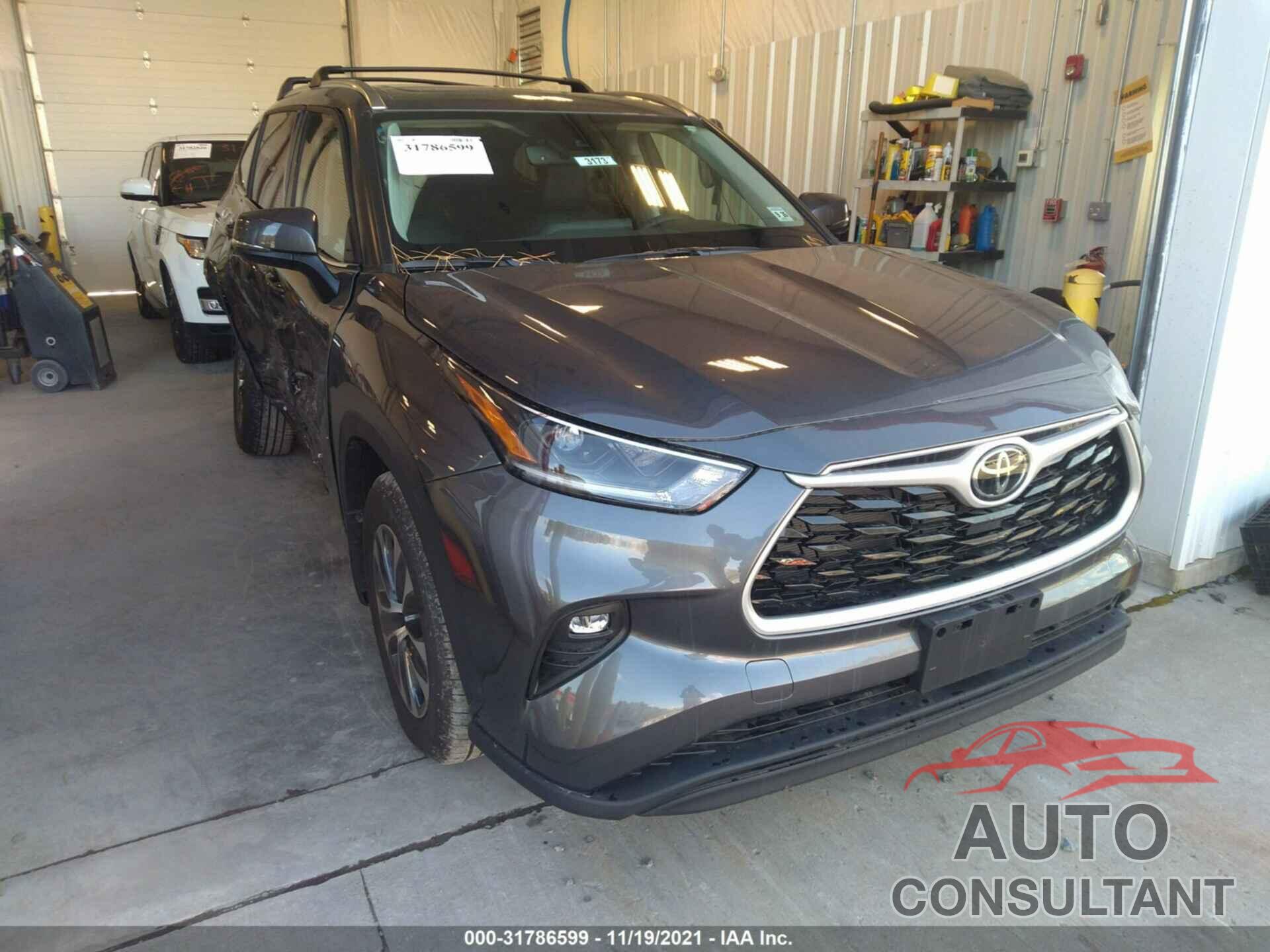TOYOTA HIGHLANDER 2021 - 5TDGZRBH1MS558387