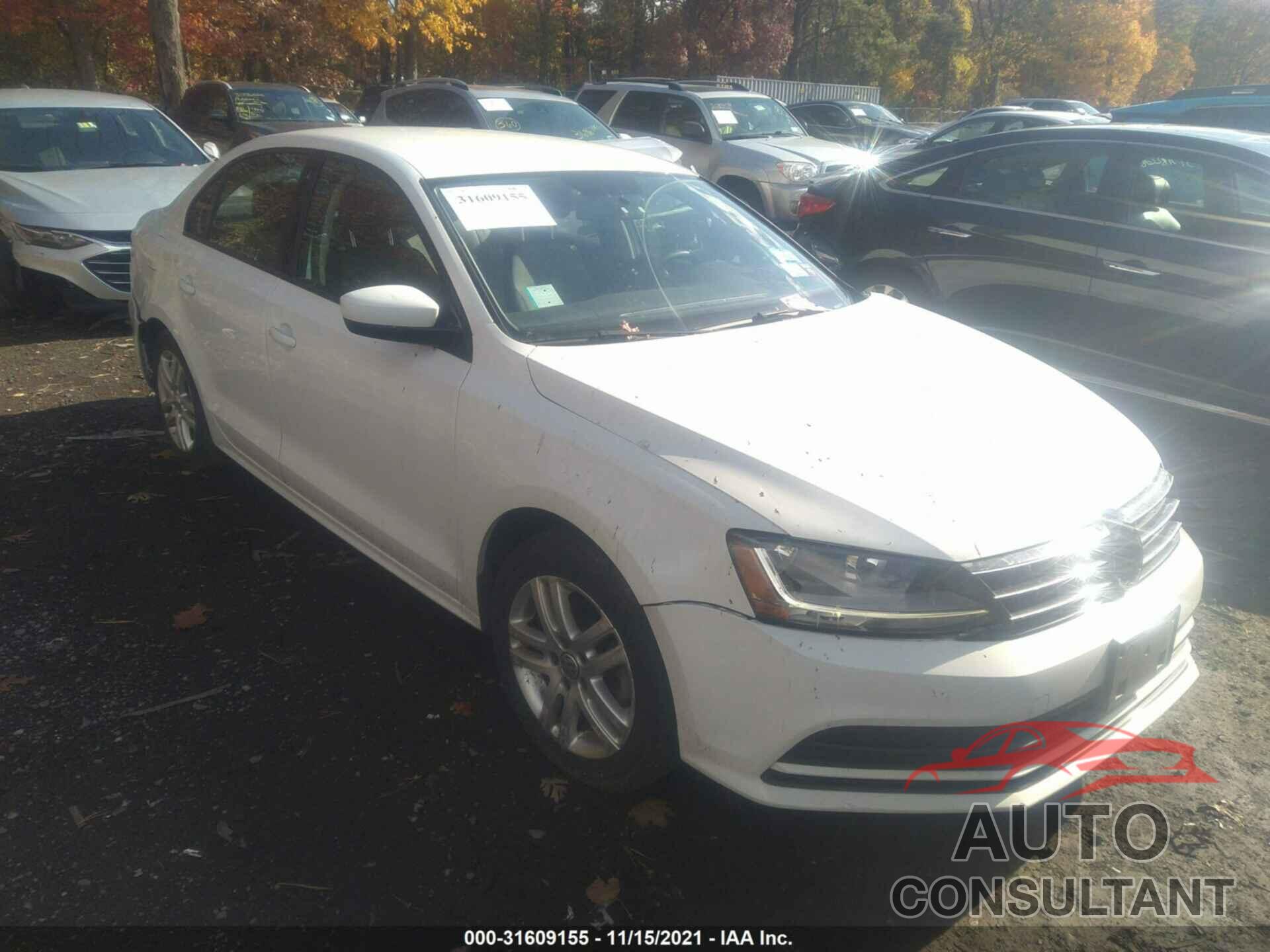 VOLKSWAGEN JETTA 2018 - 3VW2B7AJ1JM252404