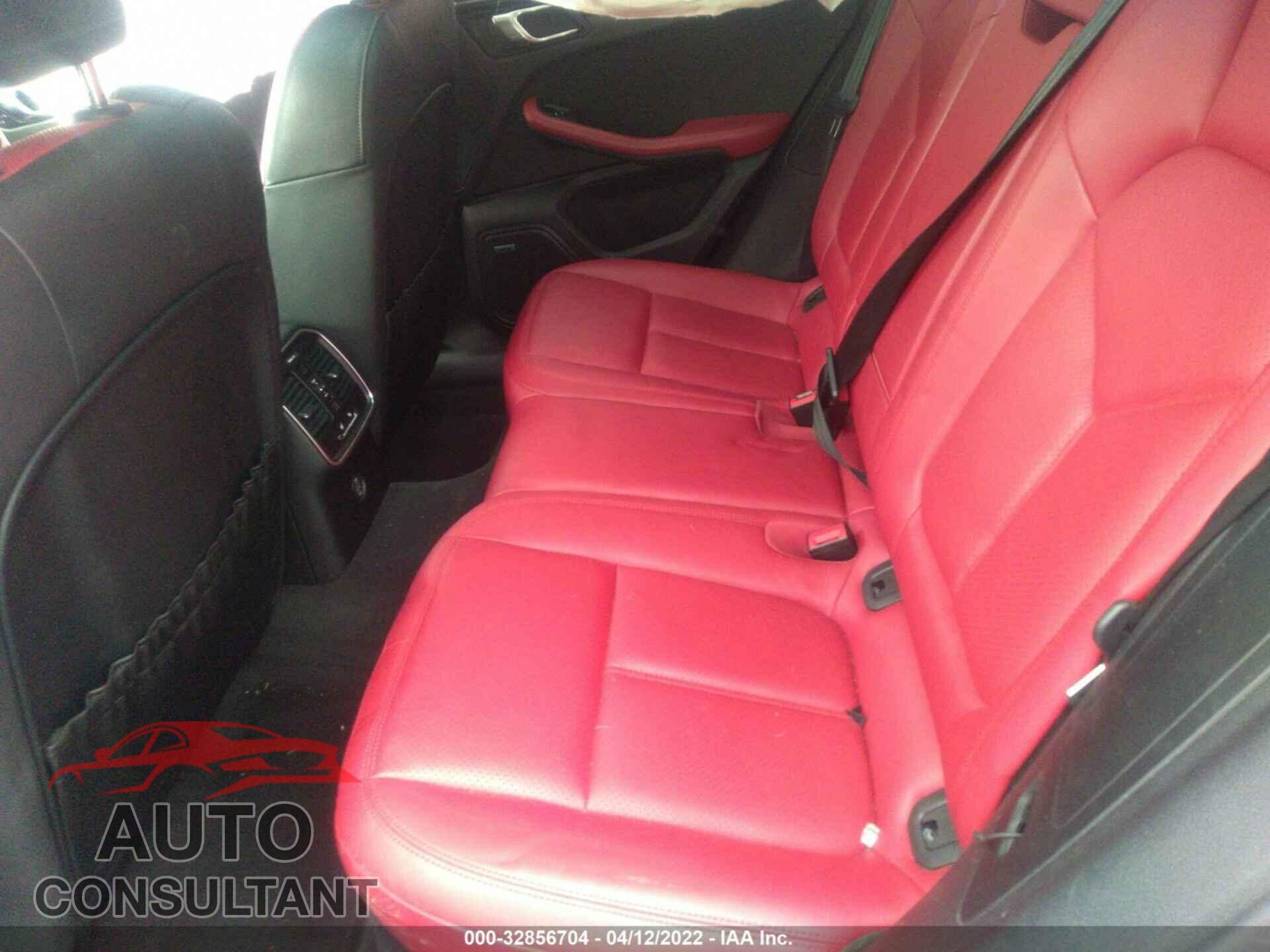 PORSCHE MACAN 2017 - WP1AA2A57HLB09166