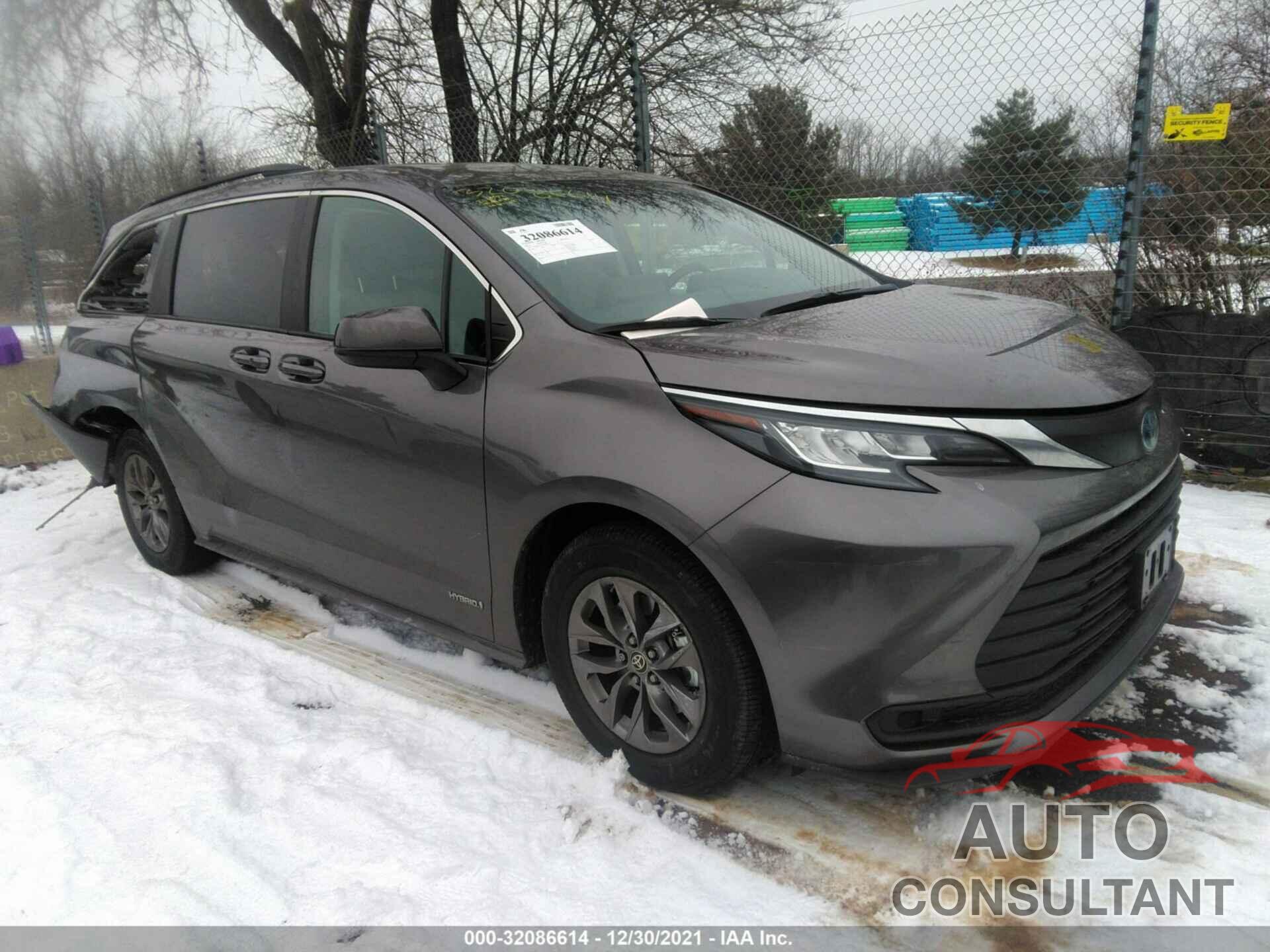 TOYOTA SIENNA 2021 - 5TDKRKEC0MS040630