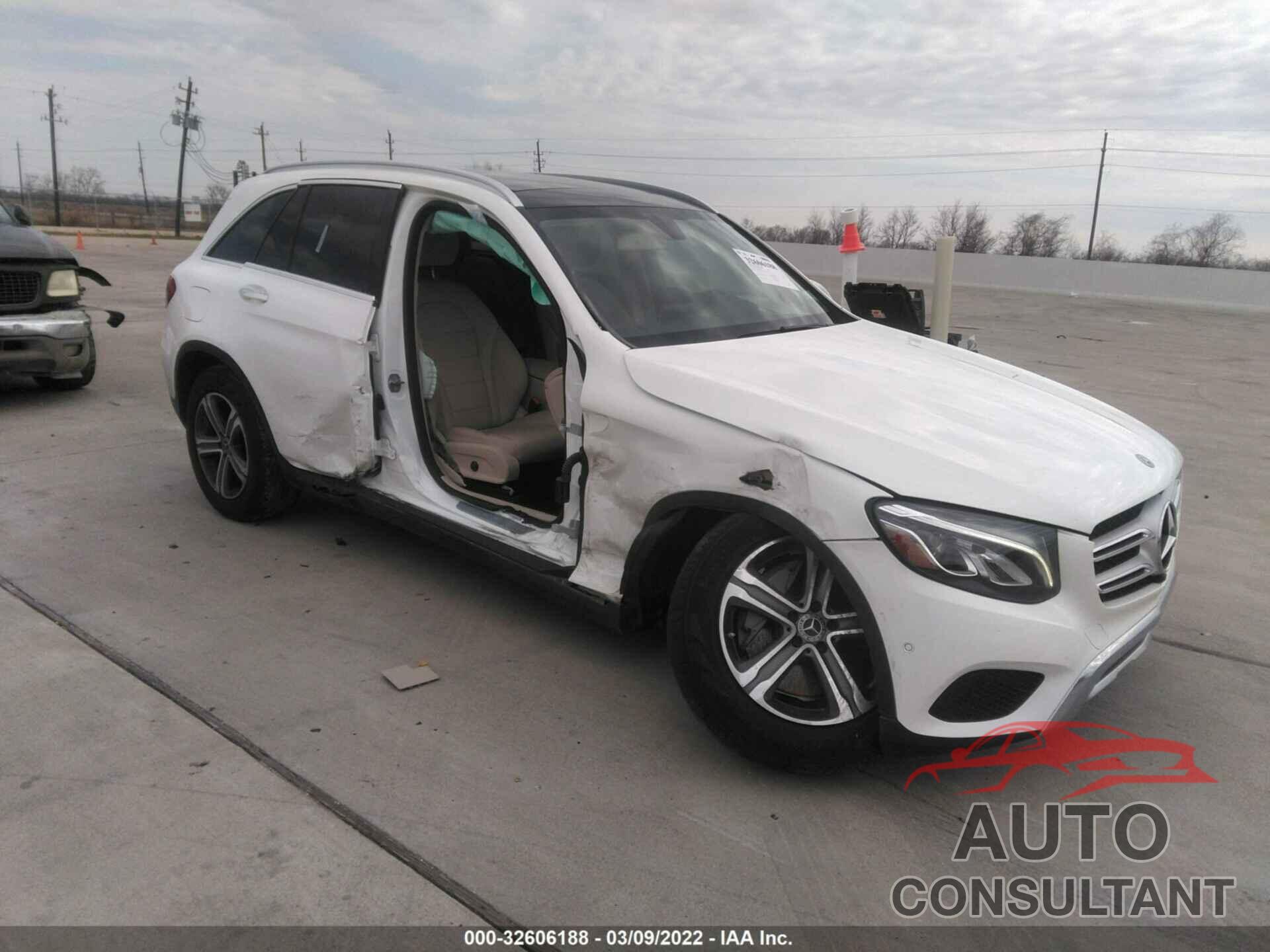 MERCEDES-BENZ GLC 2018 - WDC0G4JB5JV088187