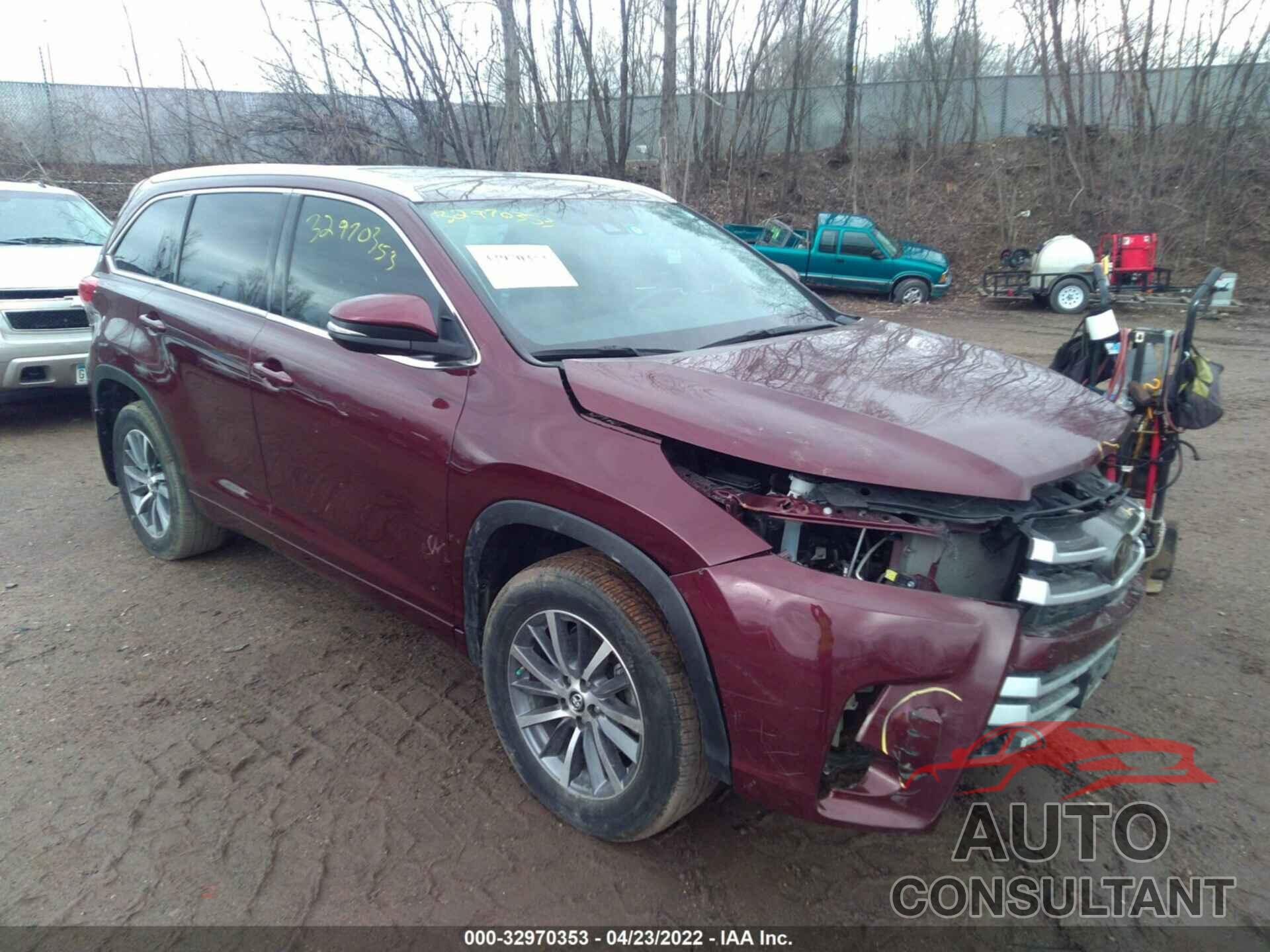 TOYOTA HIGHLANDER 2018 - 5TDJZRFH7JS810560
