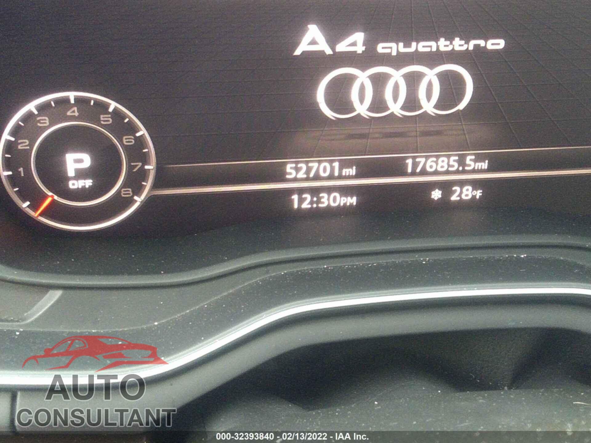 AUDI A4 2017 - WAUDNAF49HN056923