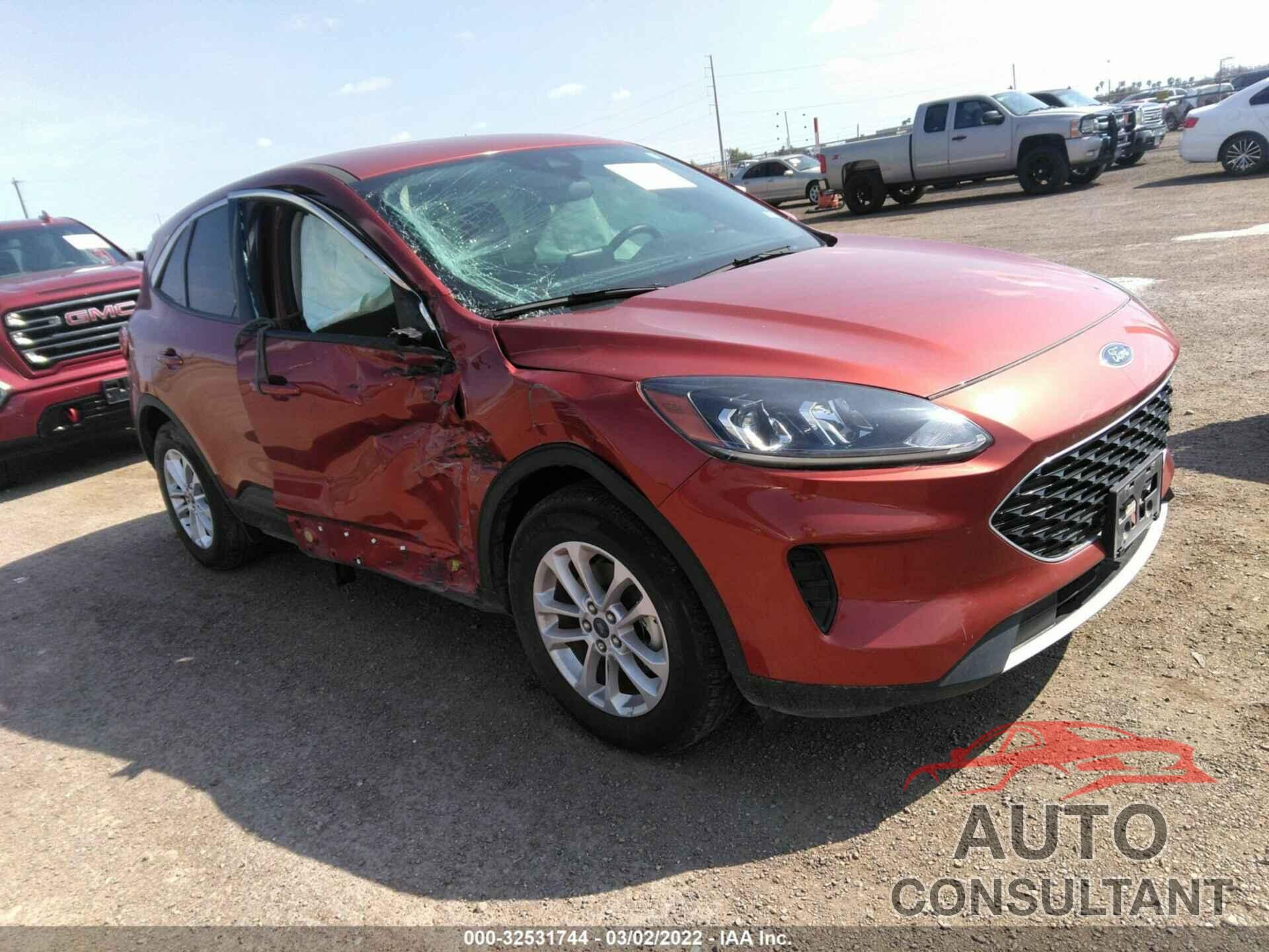 FORD ESCAPE 2020 - 1FMCU0G61LUA83913