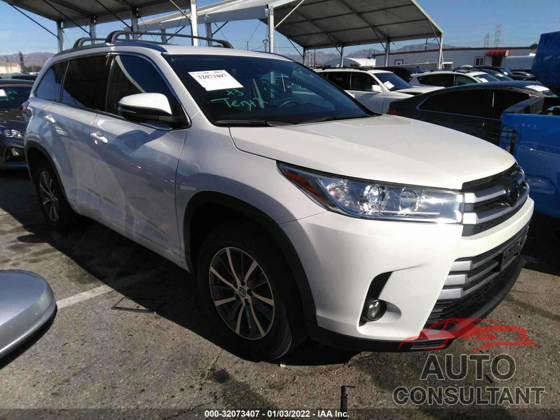 TOYOTA HIGHLANDER 2018 - 5TDKZRFH6JS542802