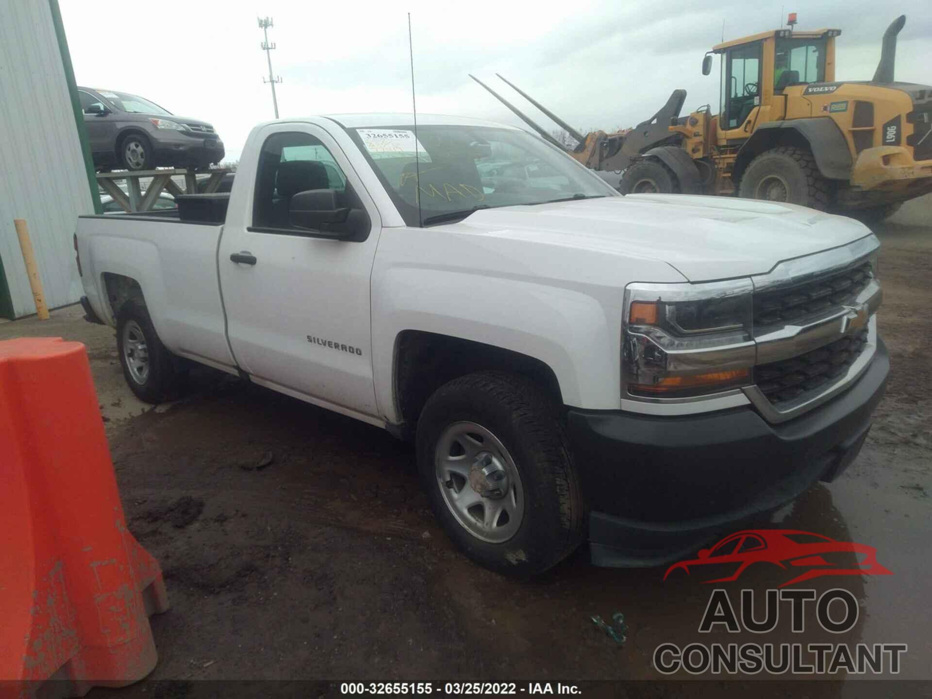 CHEVROLET SILVERADO 1500 2018 - 1GCNCNEH4JZ257636