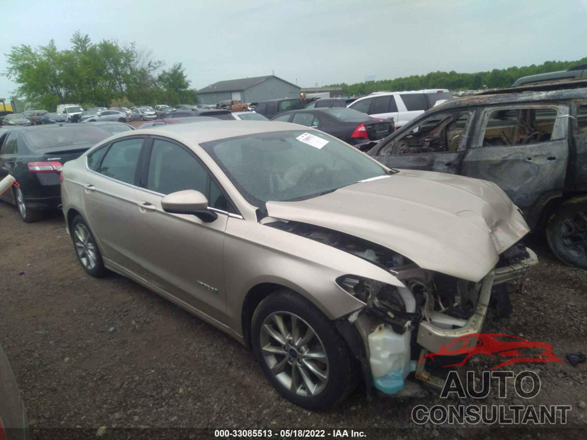 FORD FUSION 2017 - 3FA6P0LU2HR384627