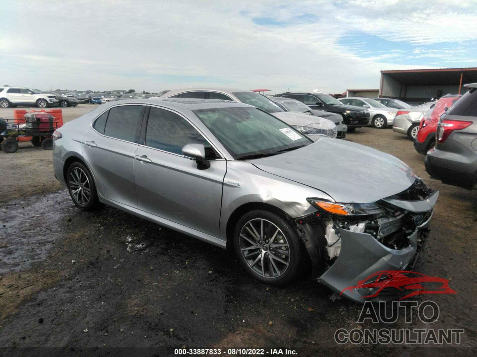 TOYOTA CAMRY 2021 - 4T1F31AK8MU569454
