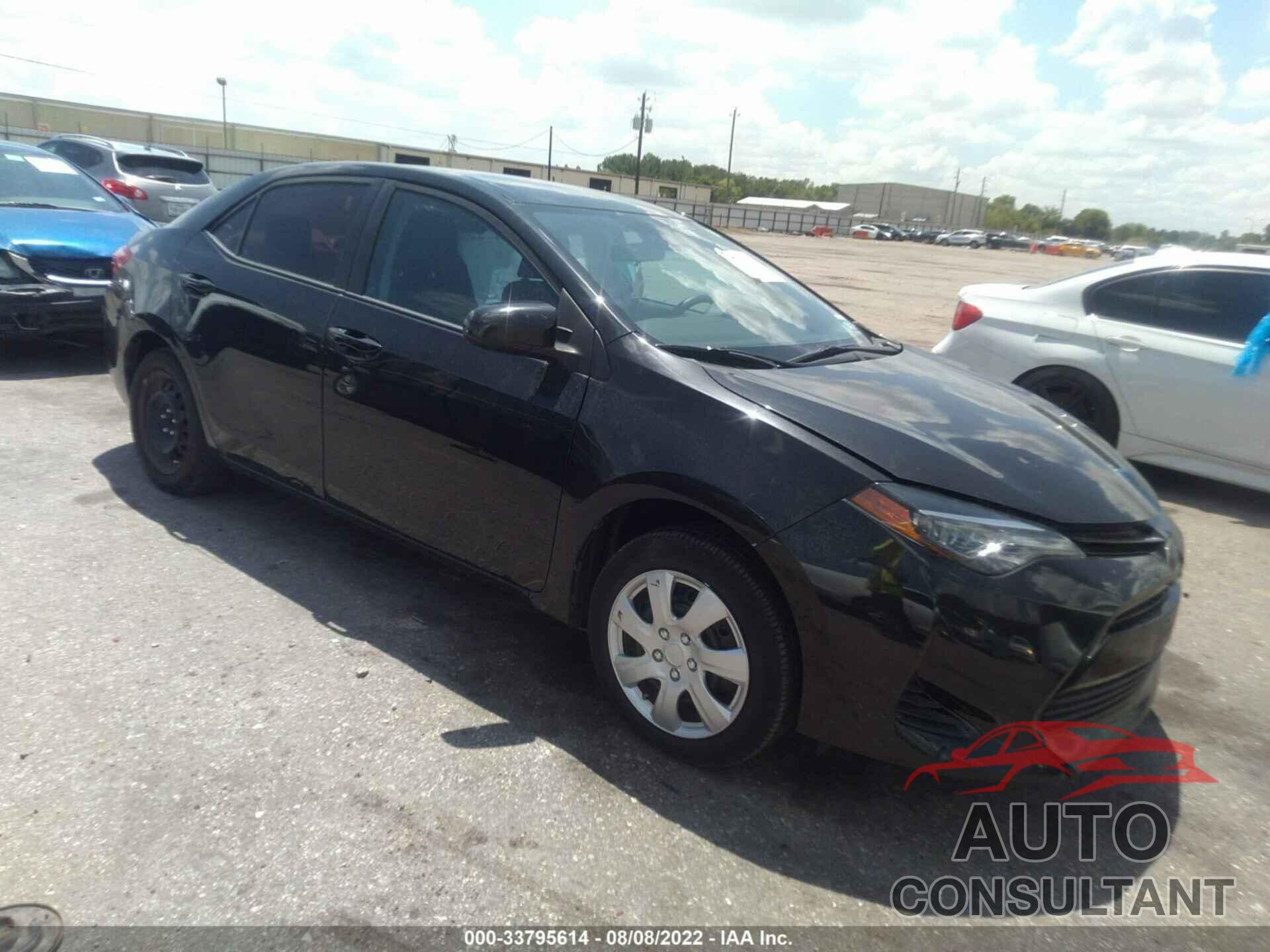 TOYOTA COROLLA 2018 - 5YFBURHE4JP814452