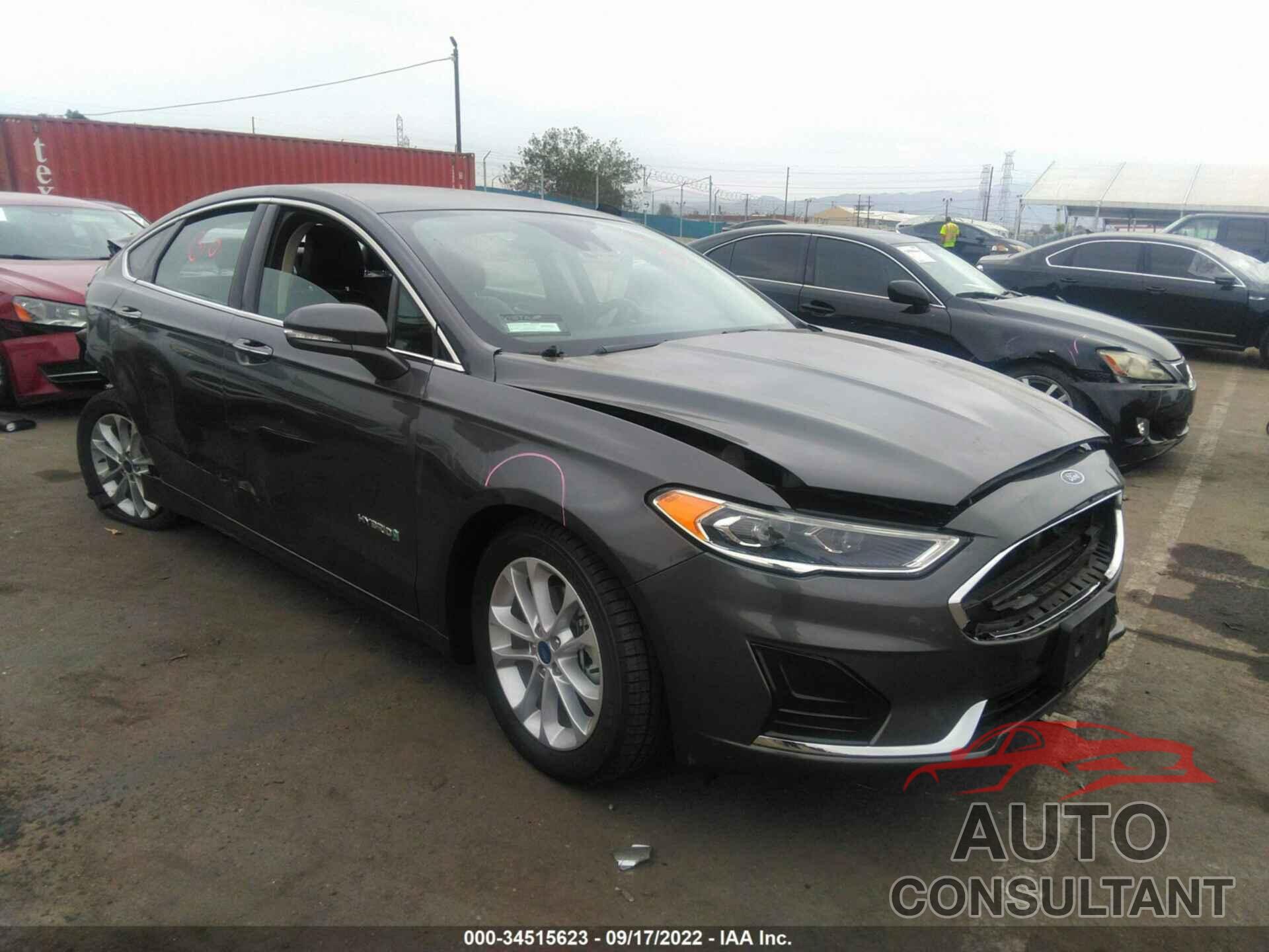 FORD FUSION HYBRID 2019 - 3FA6P0MU2KR200762