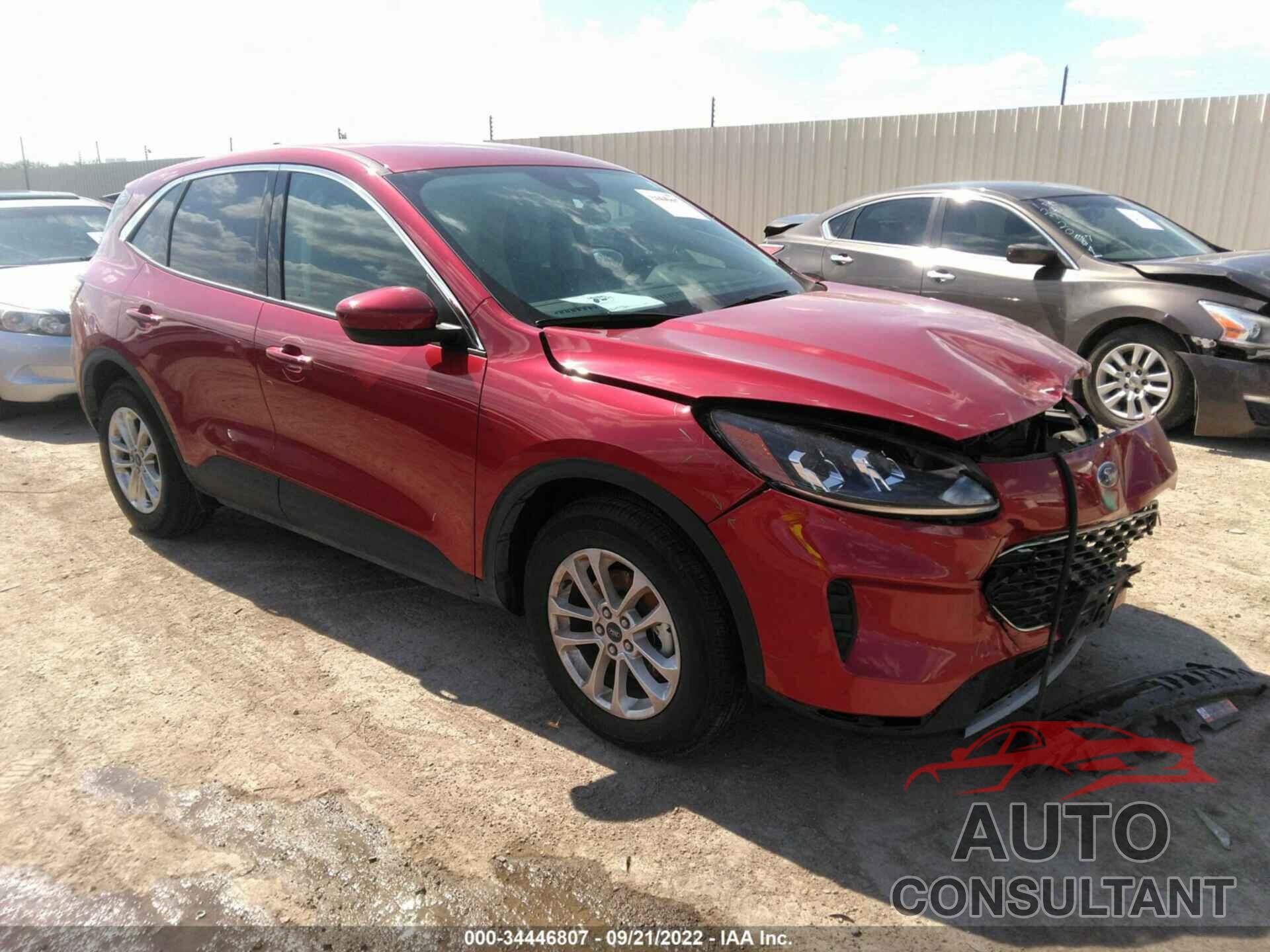 FORD ESCAPE 2021 - 1FMCU0G64MUA31239