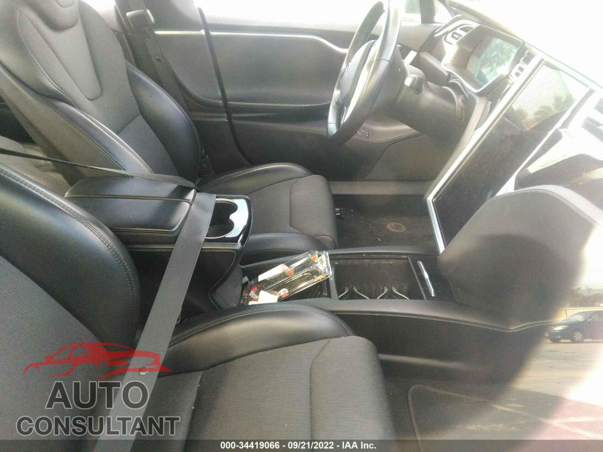 TESLA MODEL S 2018 - 5YJSA1E27JF246424