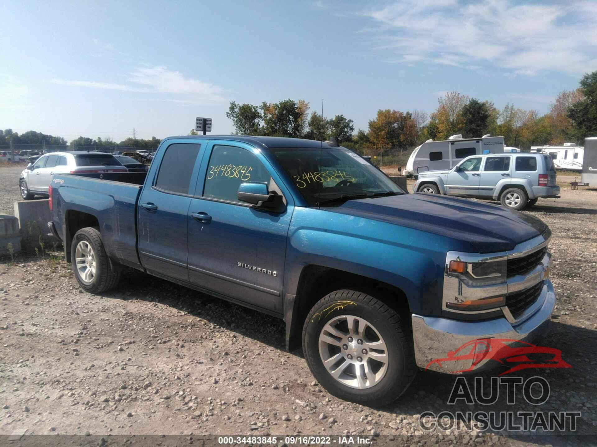 CHEVROLET SILVERADO 1500 2017 - 1GCVKREC7HZ107853