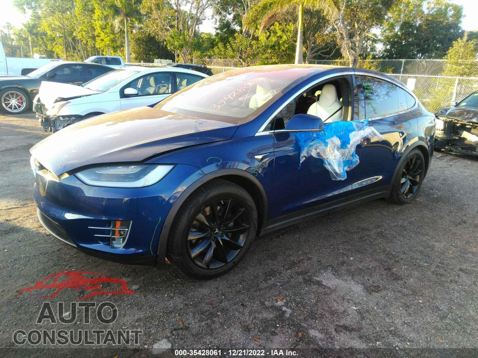 TESLA MODEL X 2018 - 5YJXCDE2XJF121547