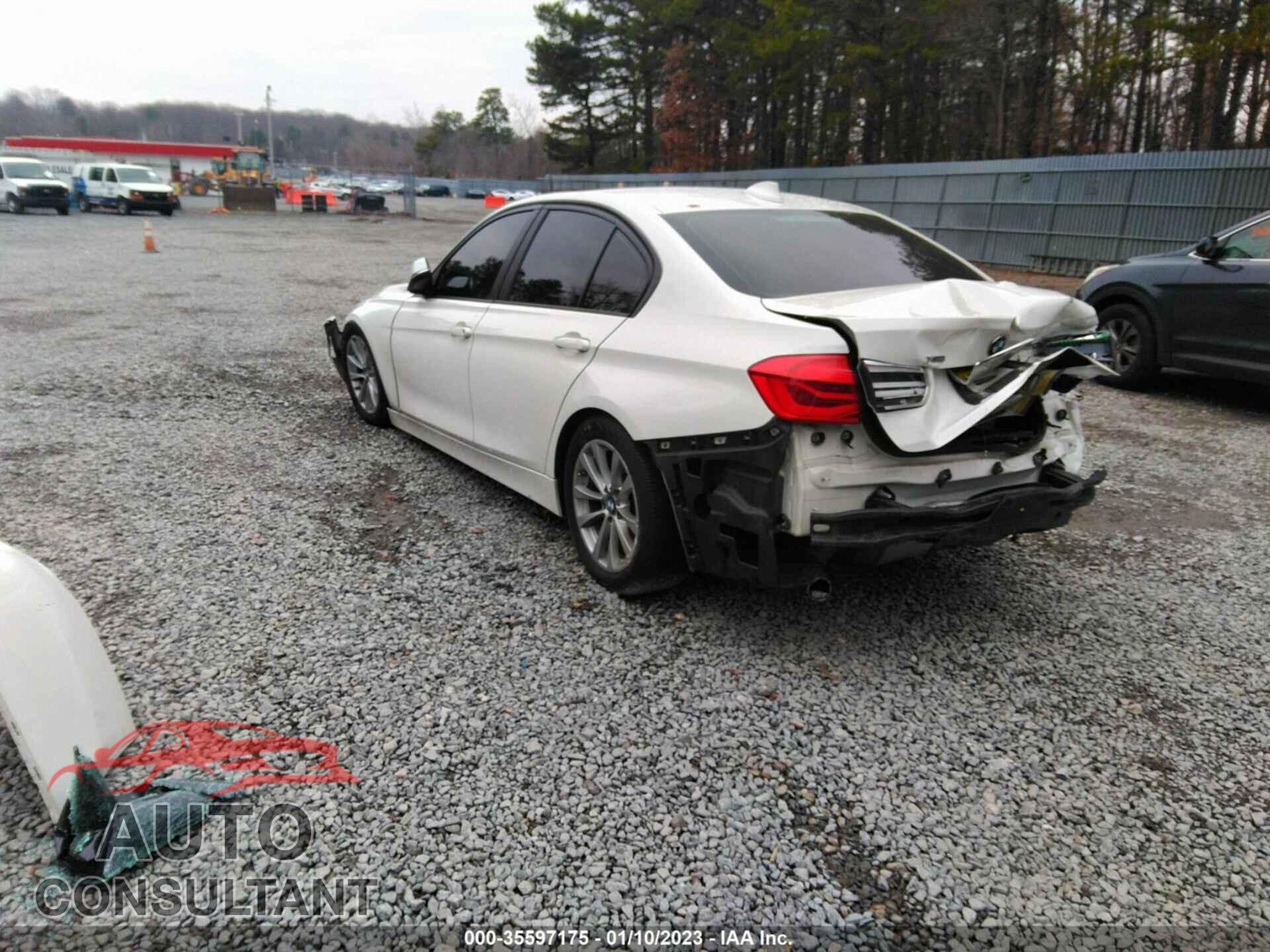 BMW 3 SERIES 2016 - WBA8E5G58GNU20005