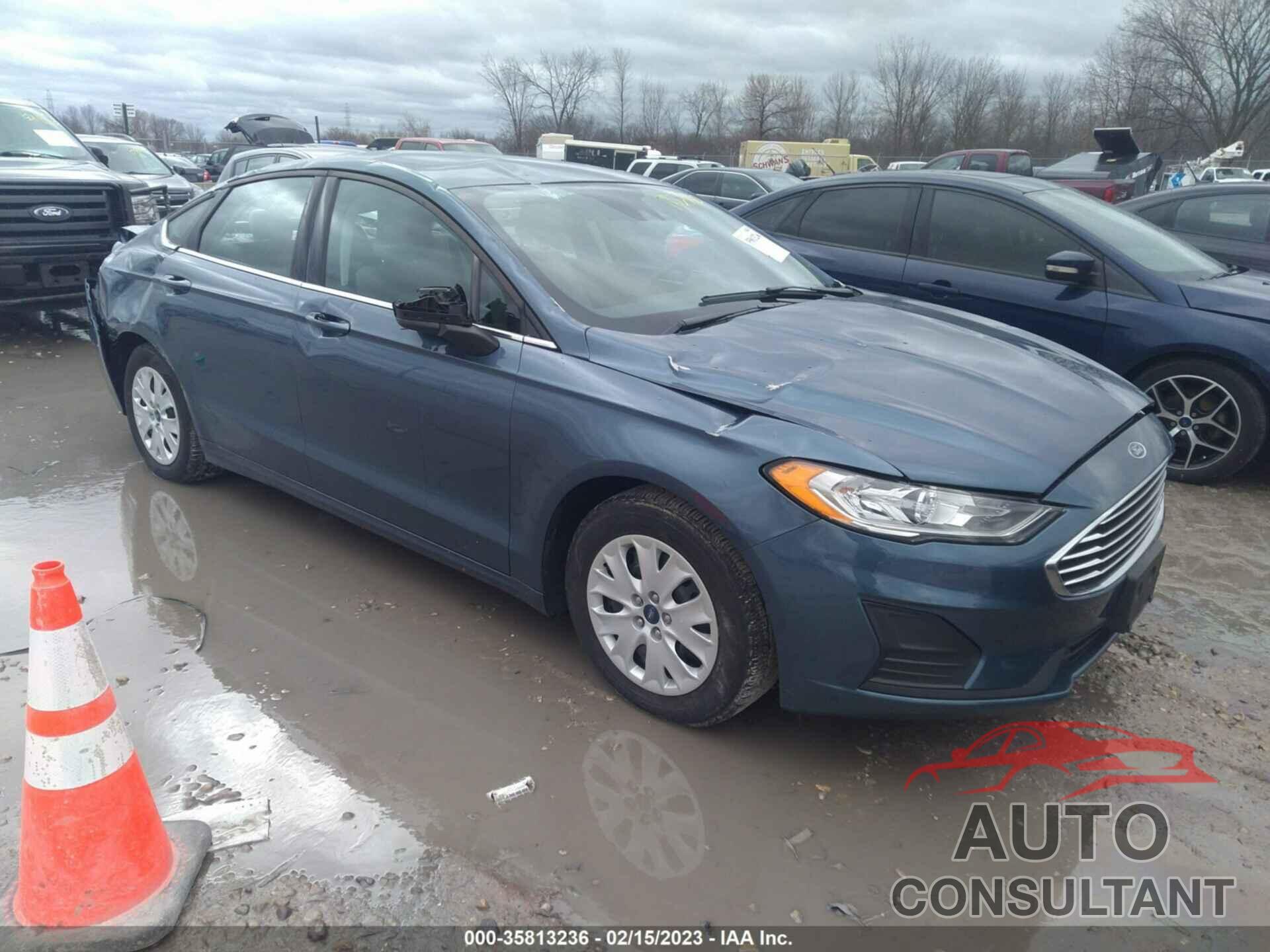 FORD FUSION 2019 - 3FA6P0G71KR134047